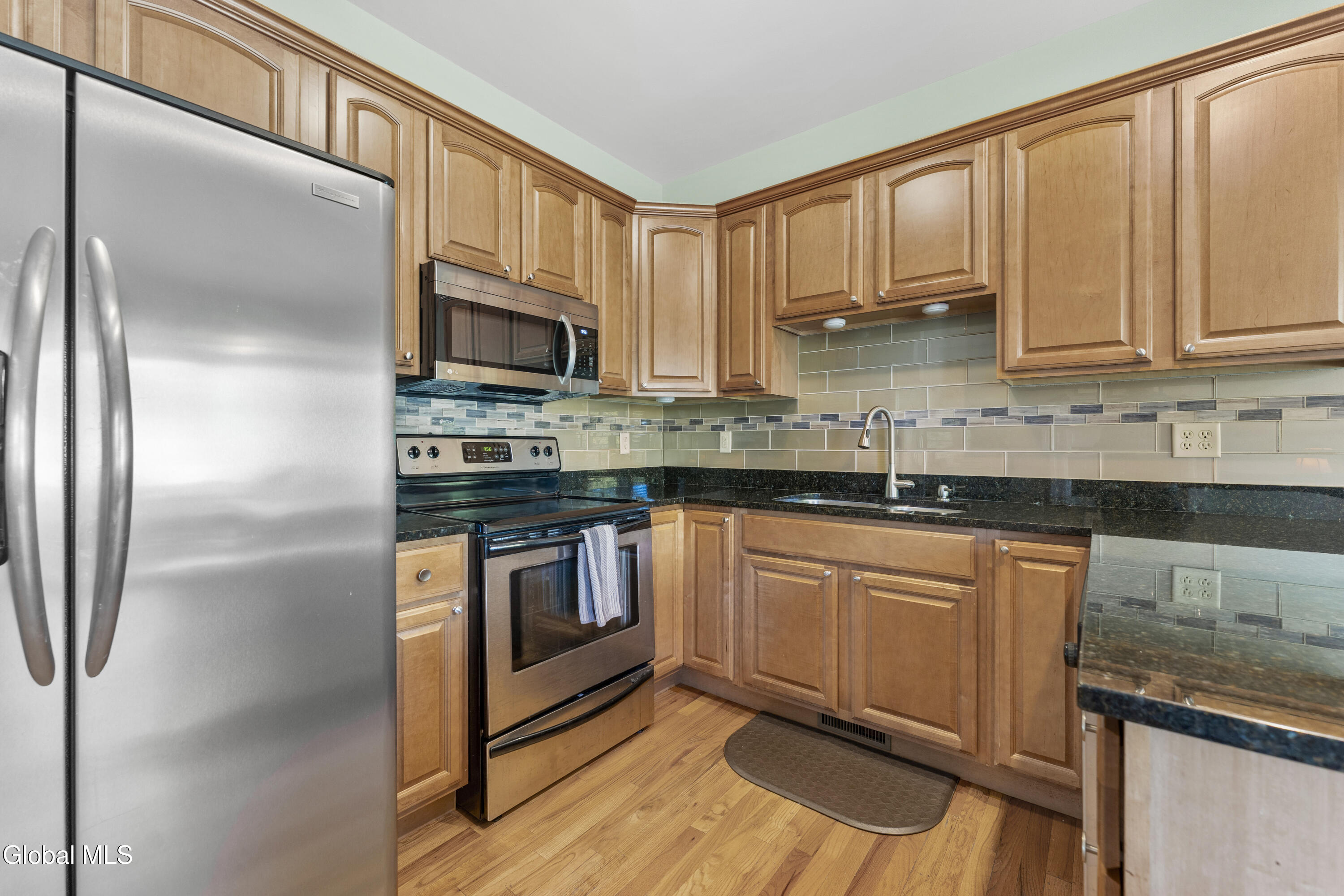3884 State Route 9L, Unit 2
