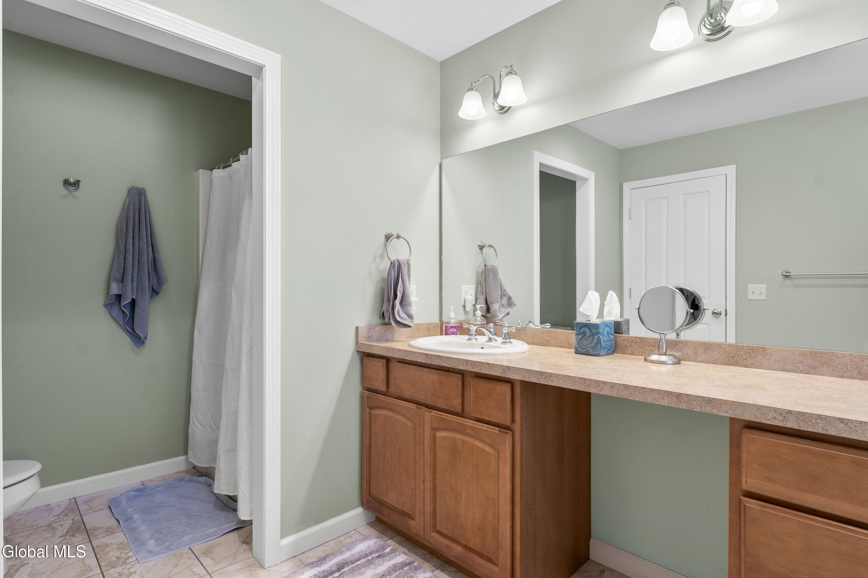 3884 State Route 9L, Unit 2