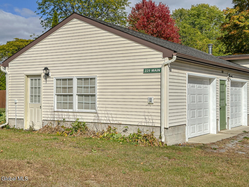 225 Main Street