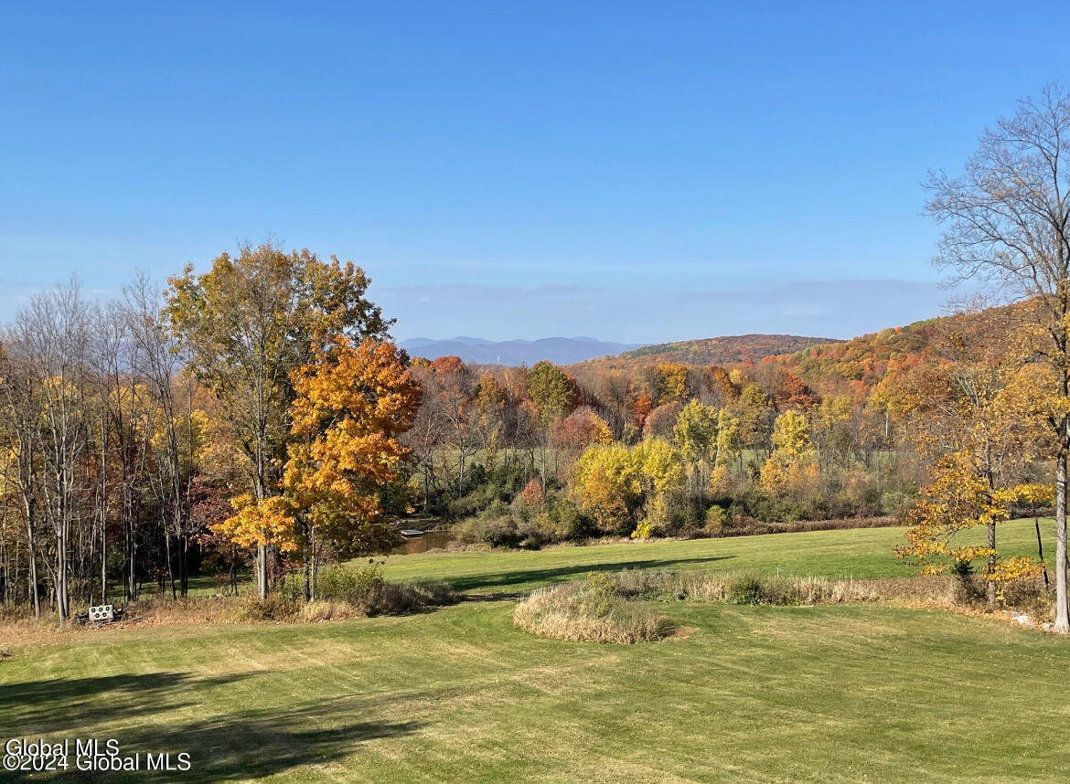 1661 Burch Road