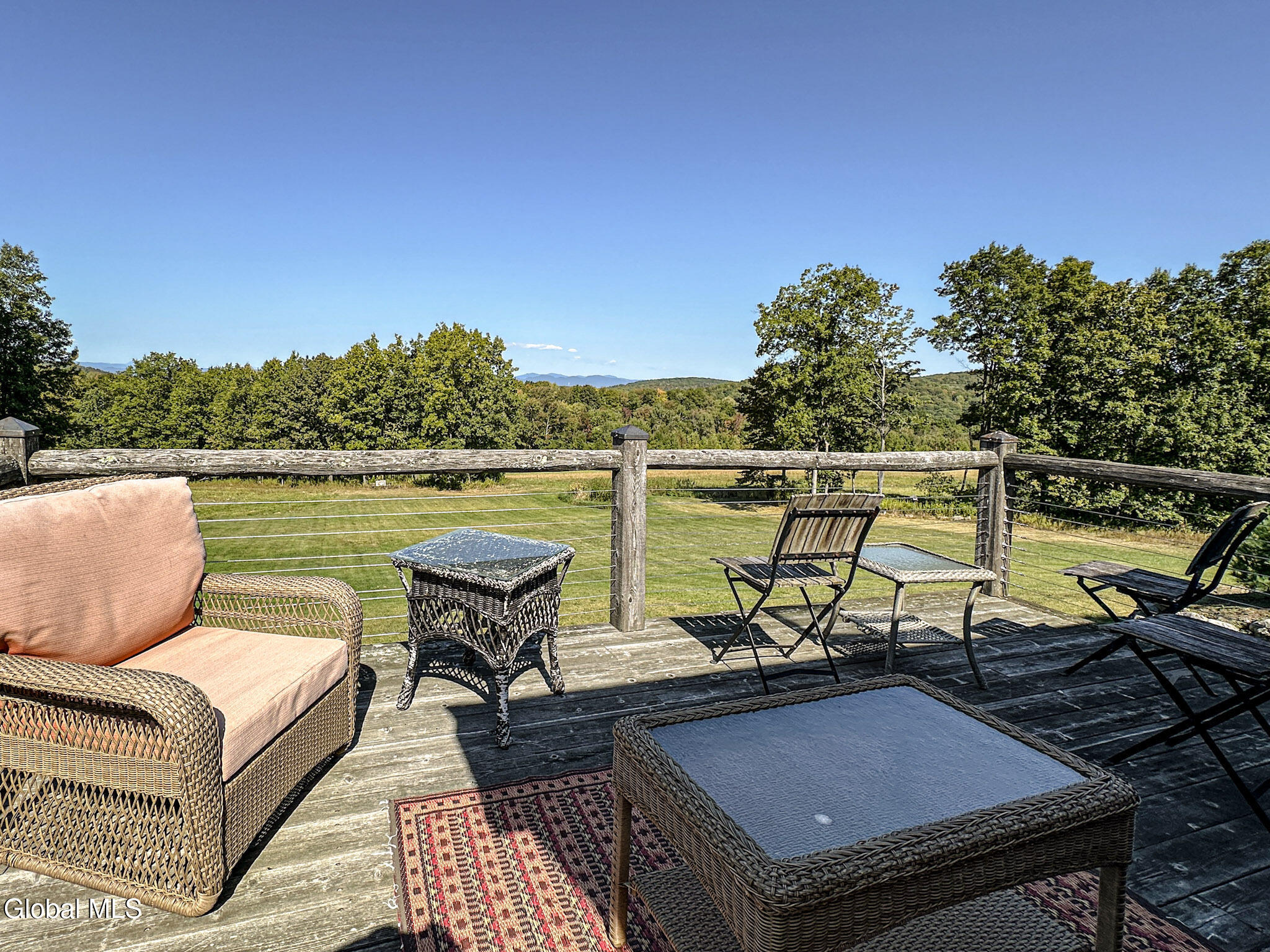 1661 Burch Road