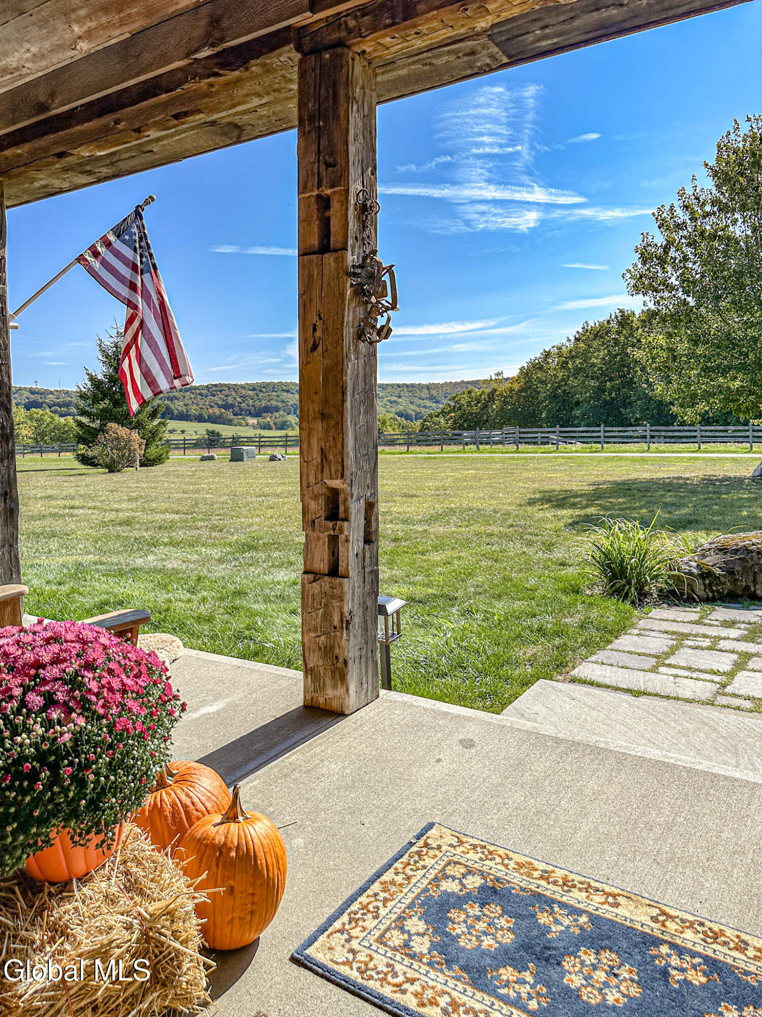 1661 Burch Road