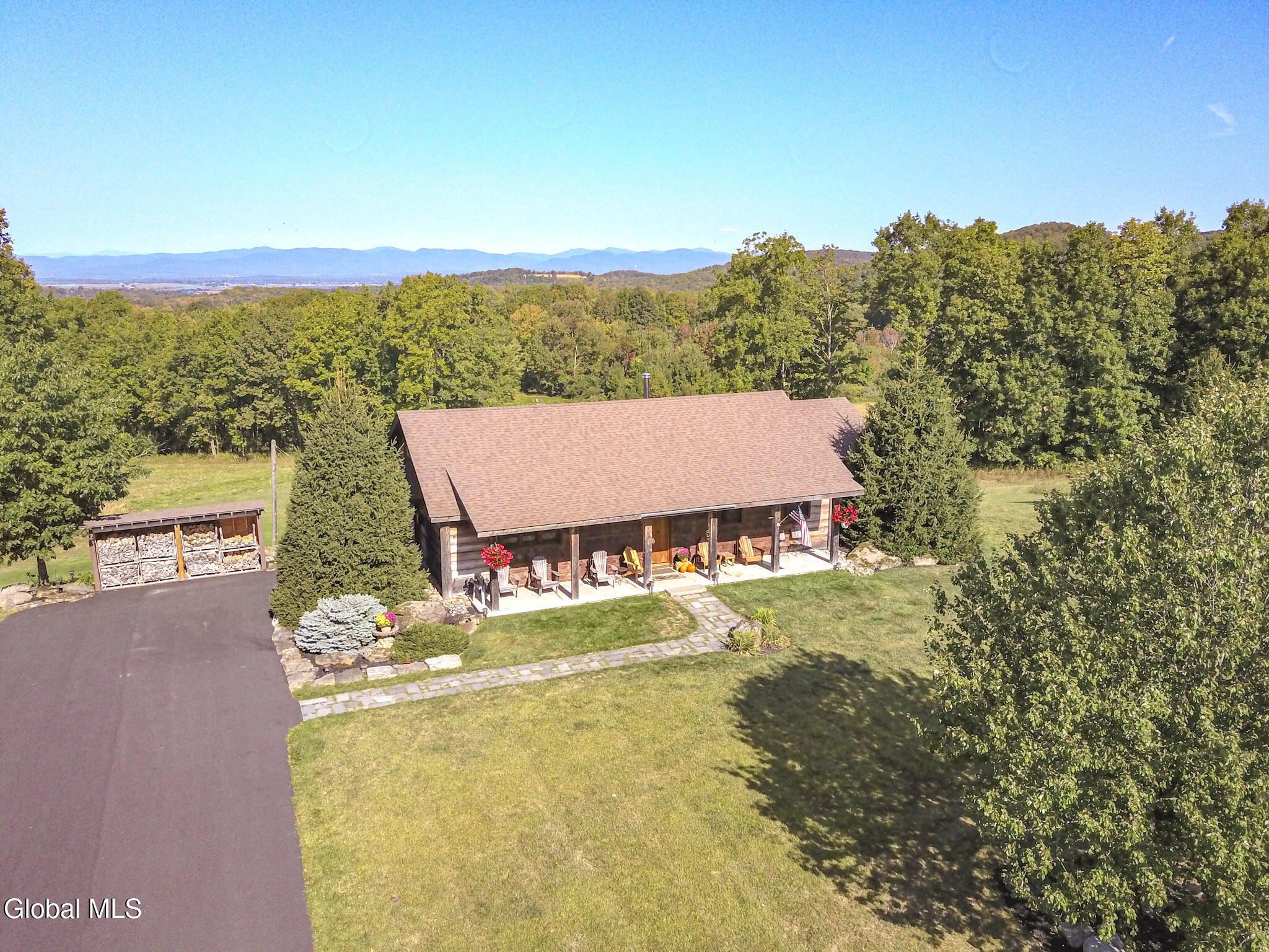 1661 Burch Road