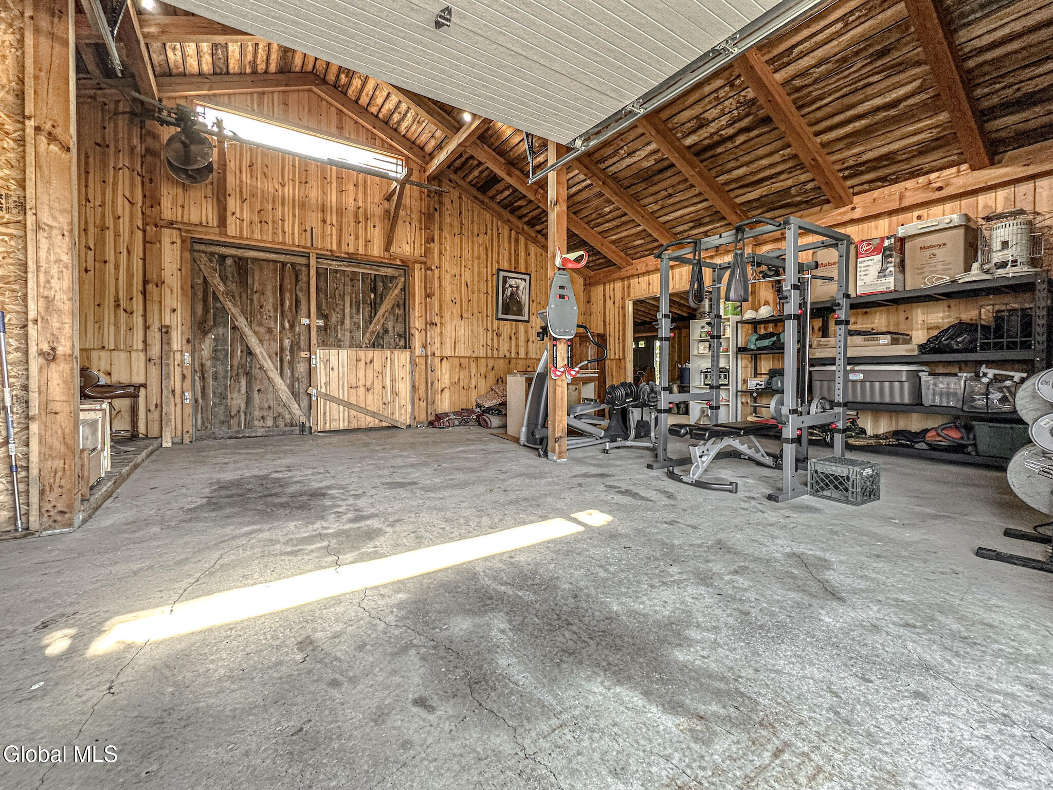1661 Burch Road