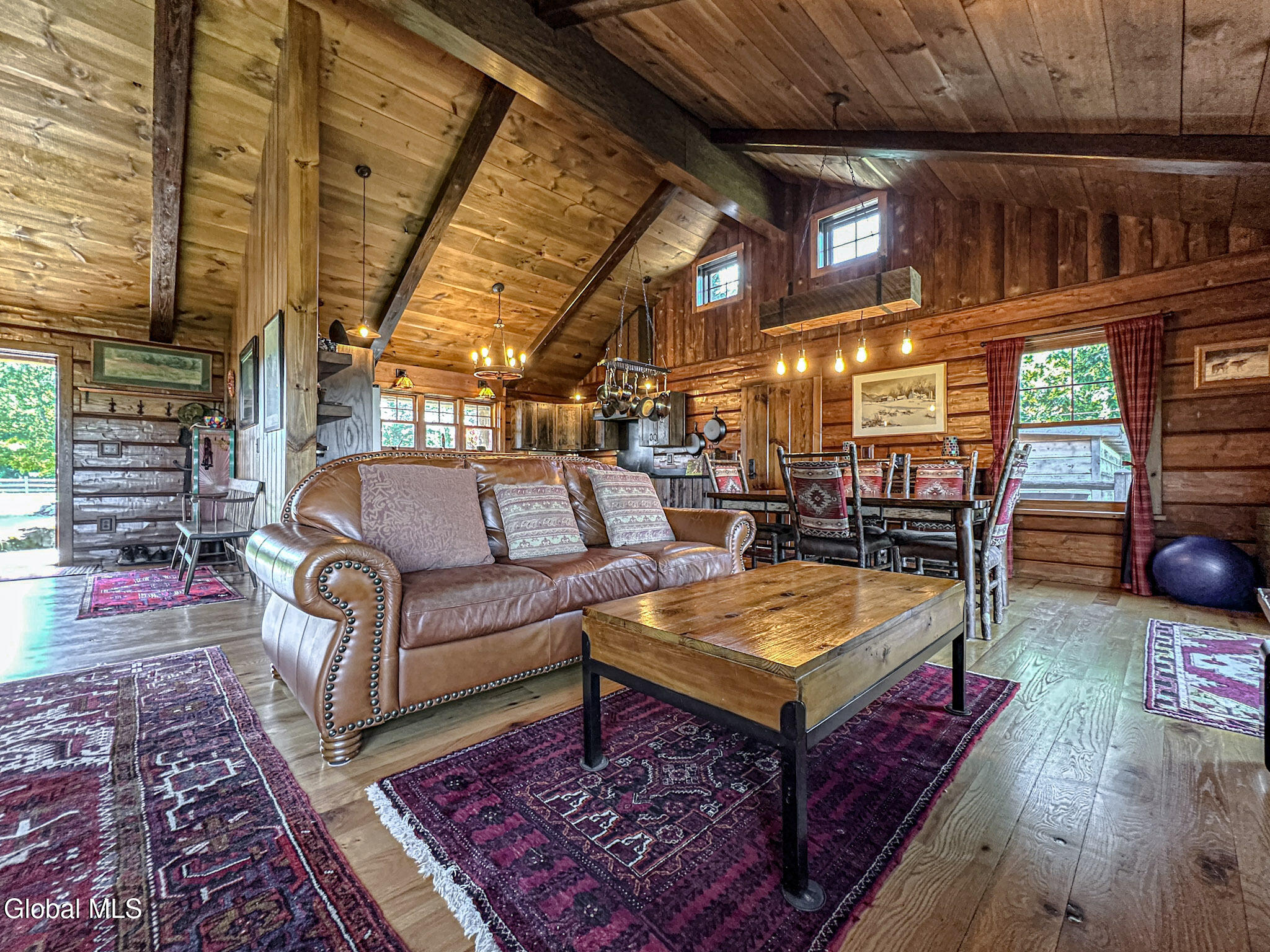 1661 Burch Road