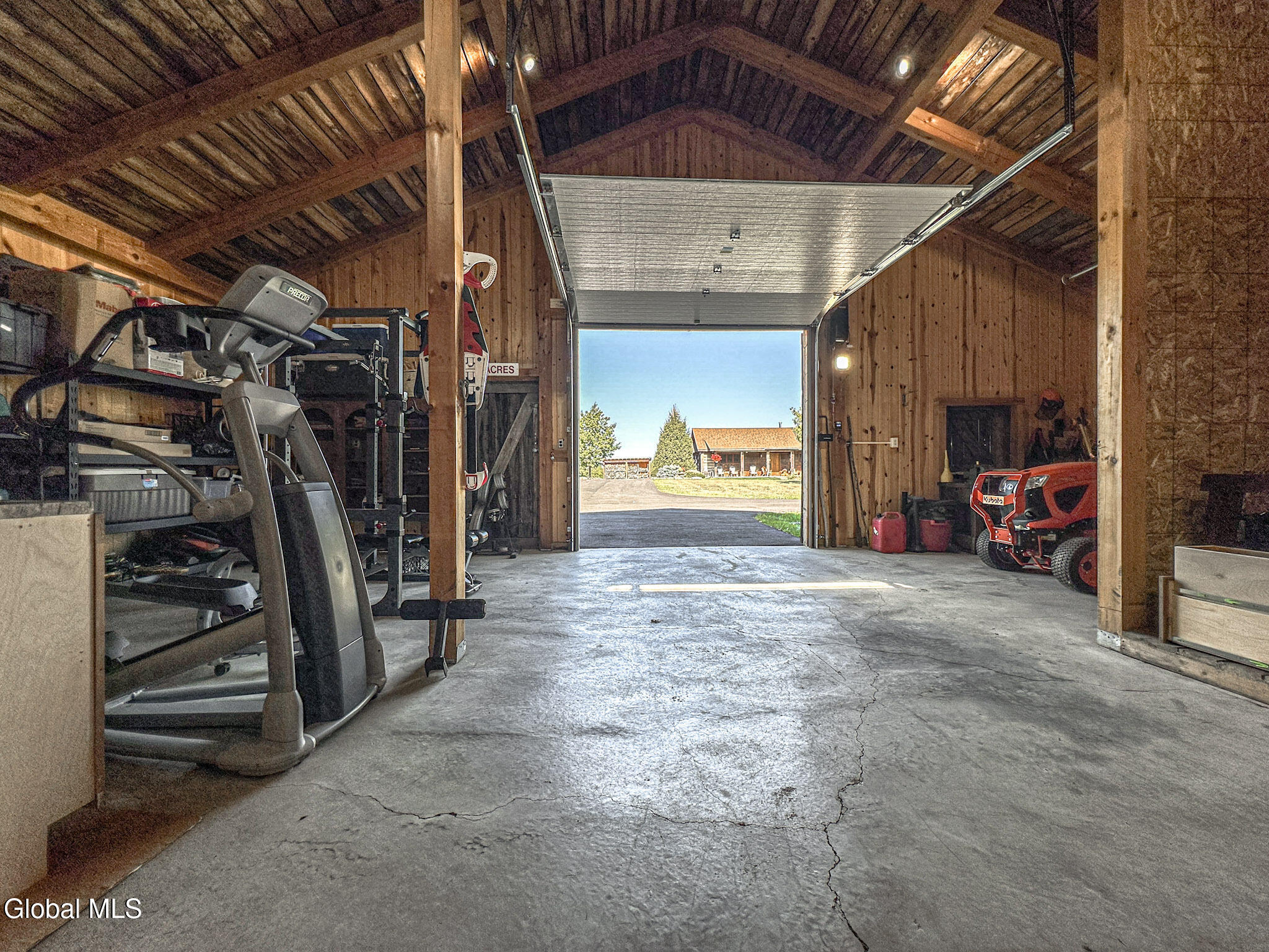 1661 Burch Road