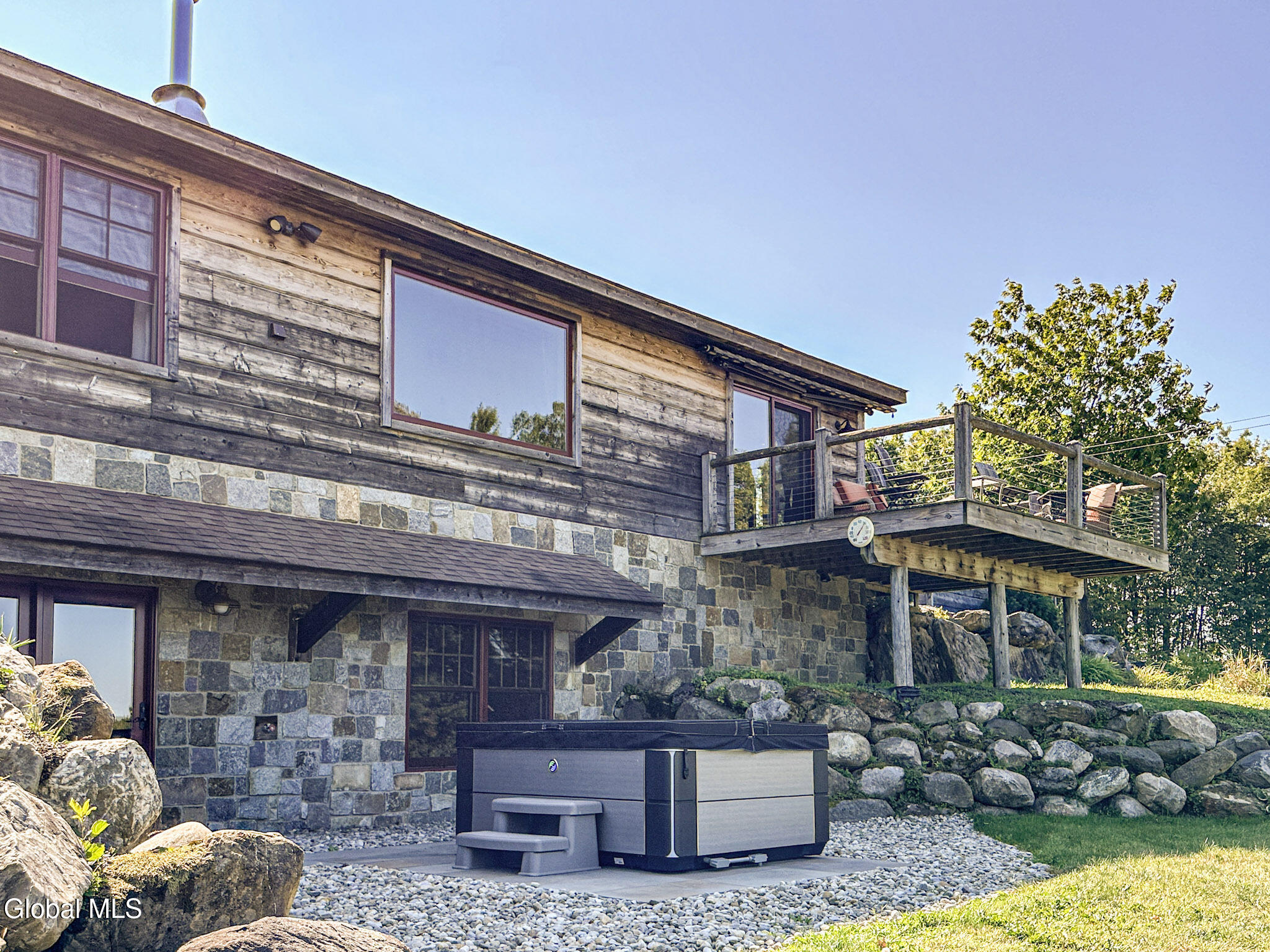1661 Burch Road
