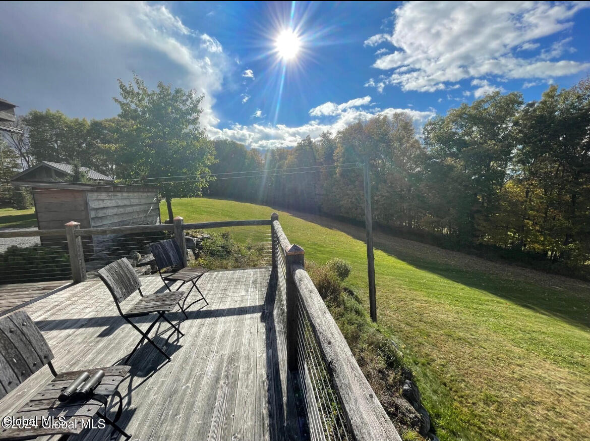 1661 Burch Road