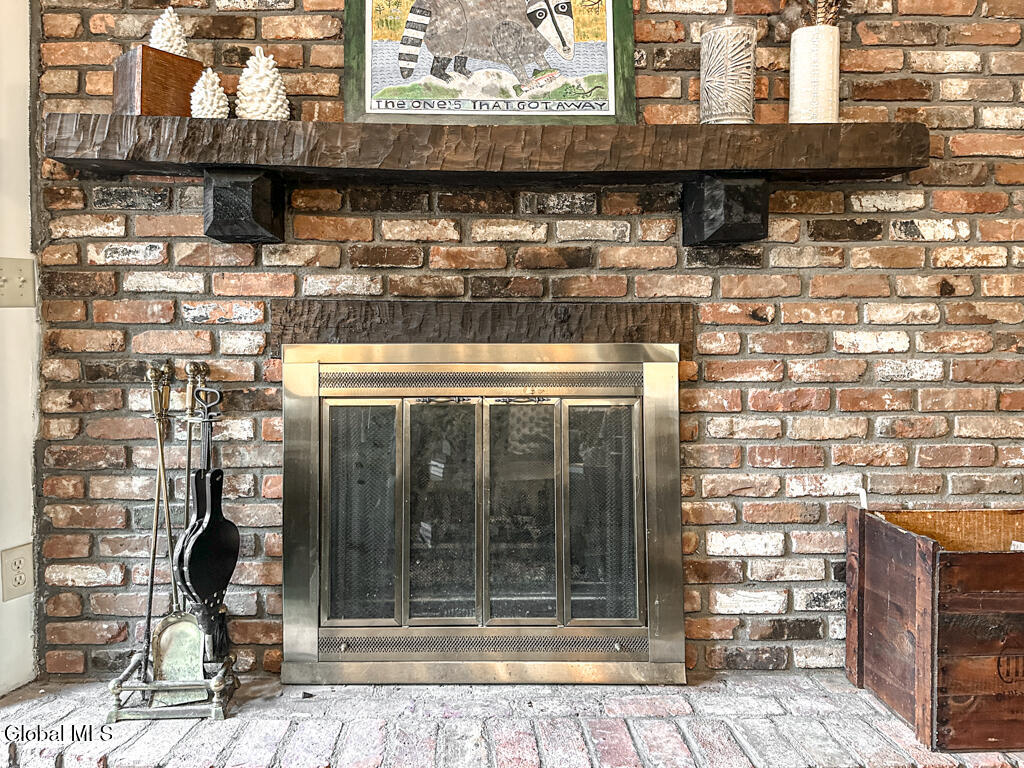 32 Heritage Vlg Road