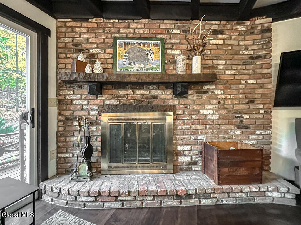 32 Heritage Vlg Road