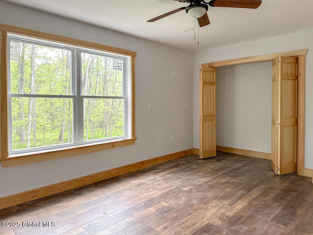 25 Forest Road
