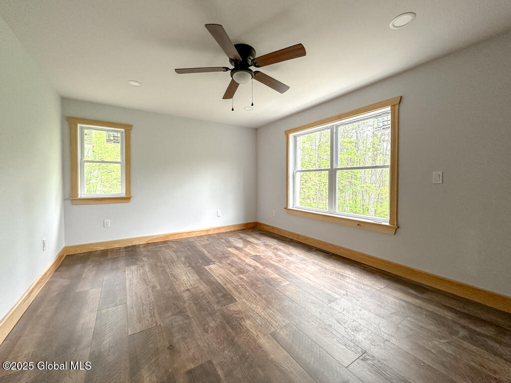 25 Forest Road