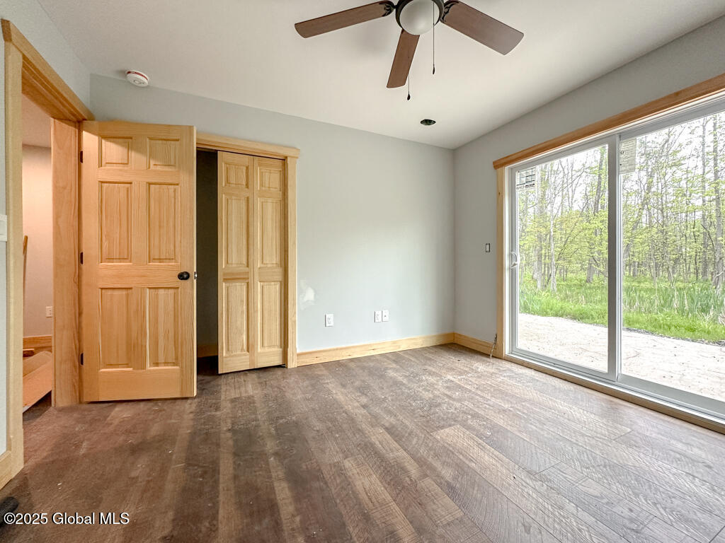 25 Forest Road