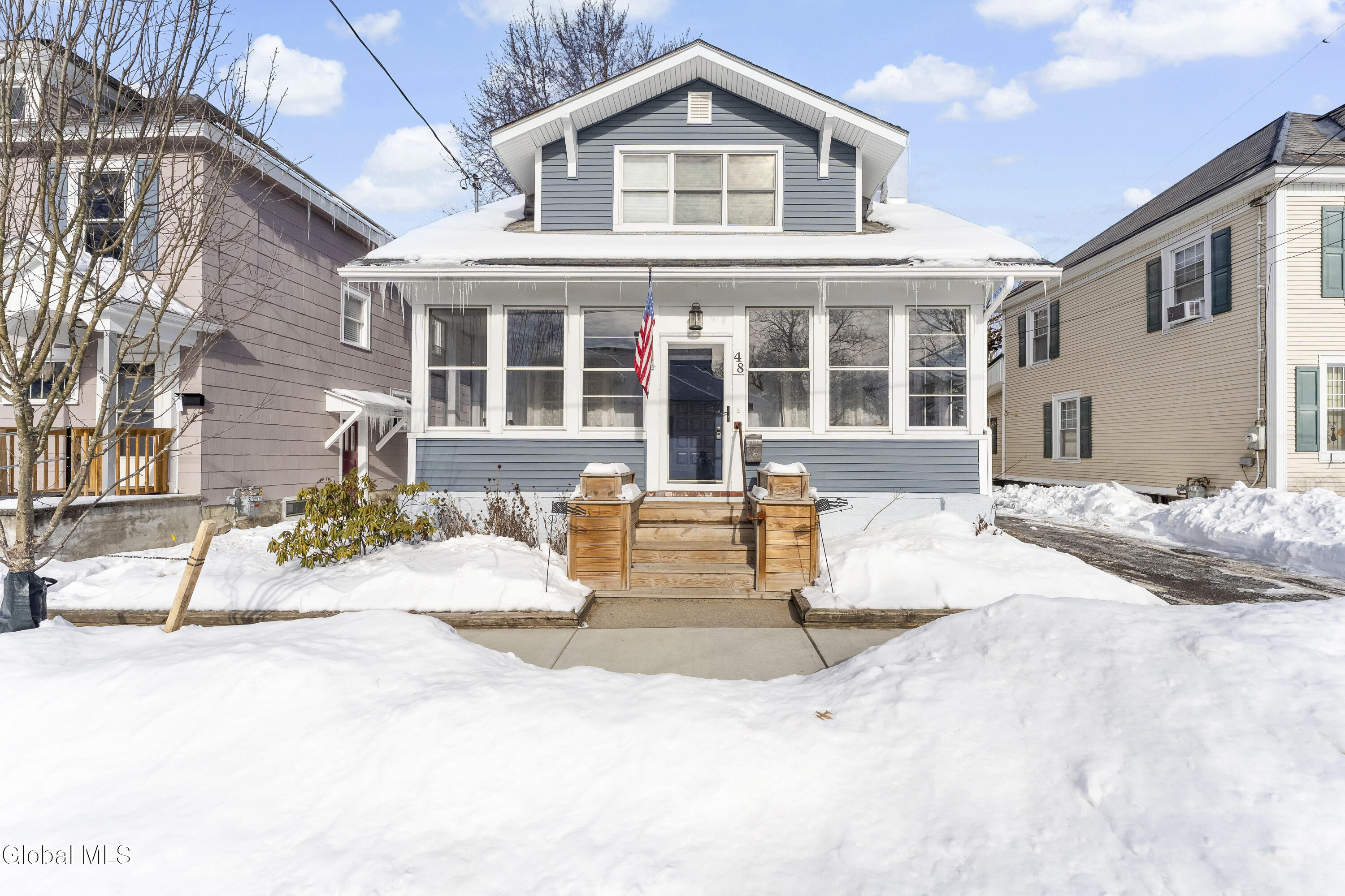 48 Mason Street