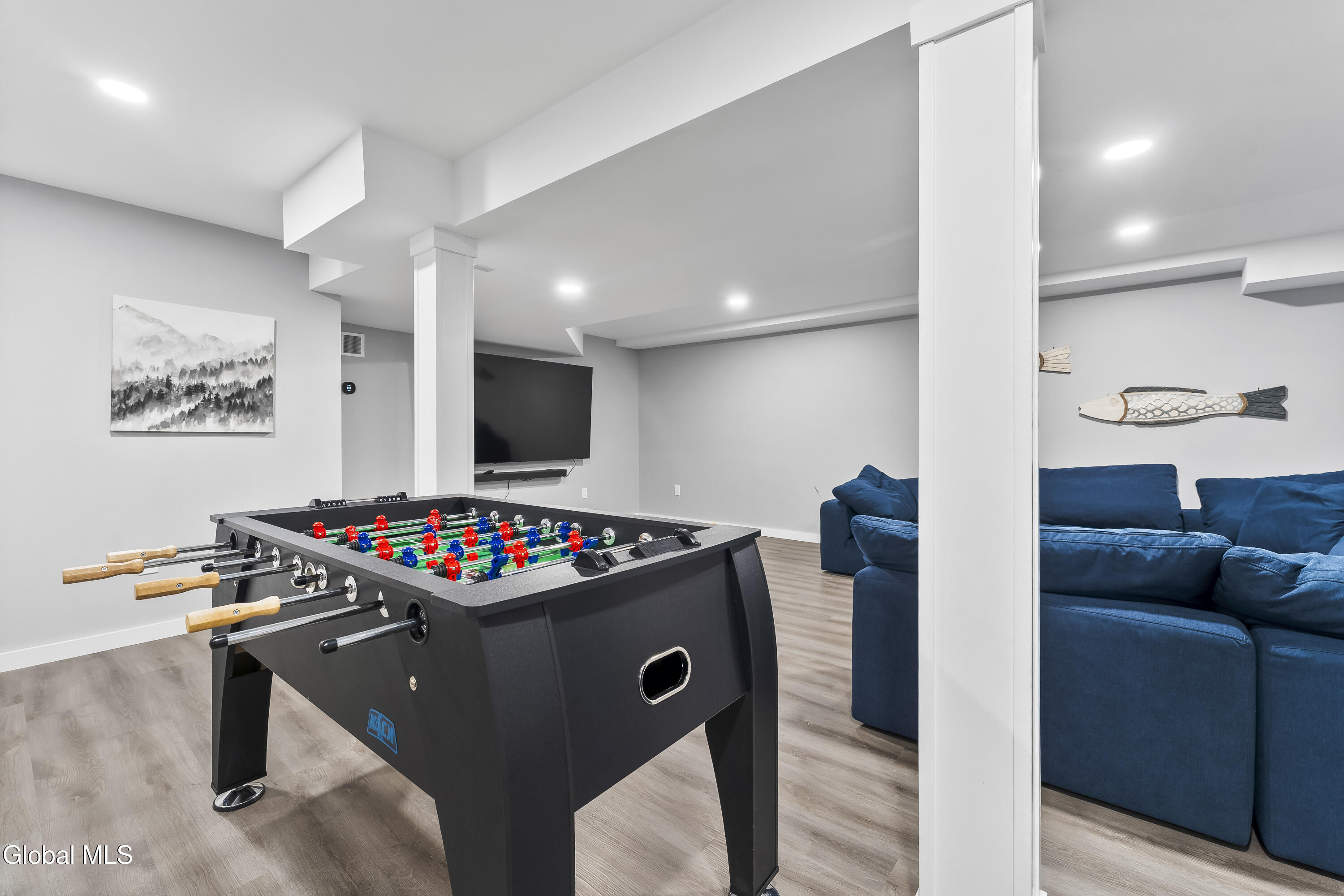 26 Shallow Beach Road