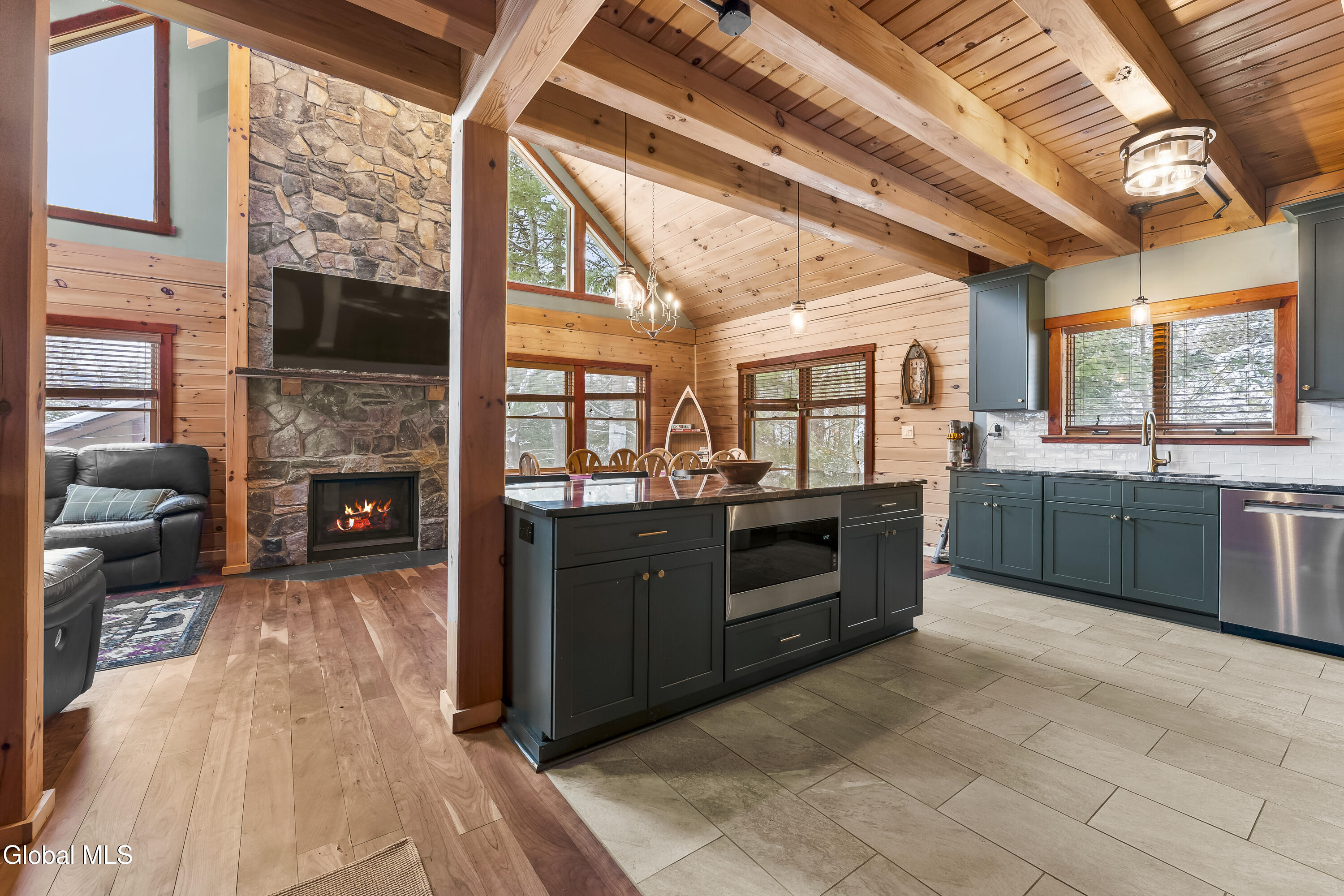 26 Shallow Beach Road