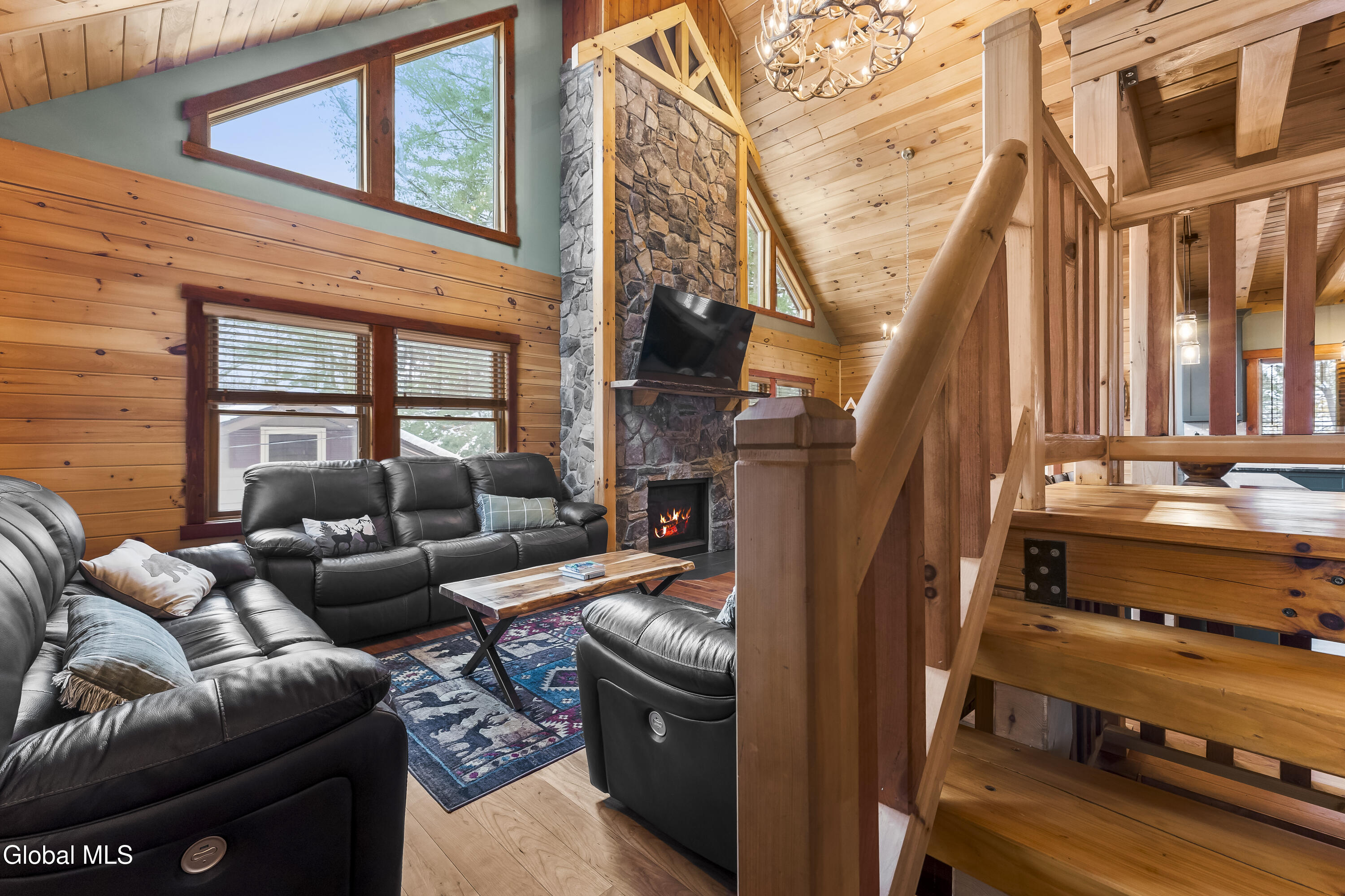 26 Shallow Beach Road