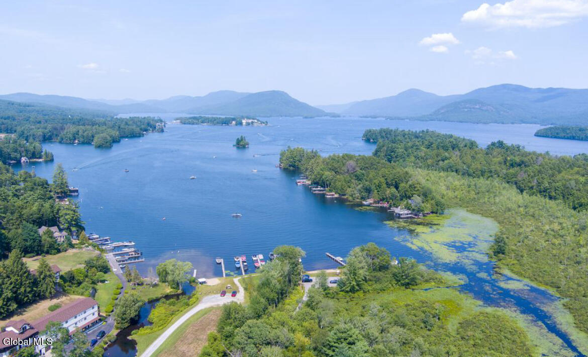 26 Shallow Beach Road