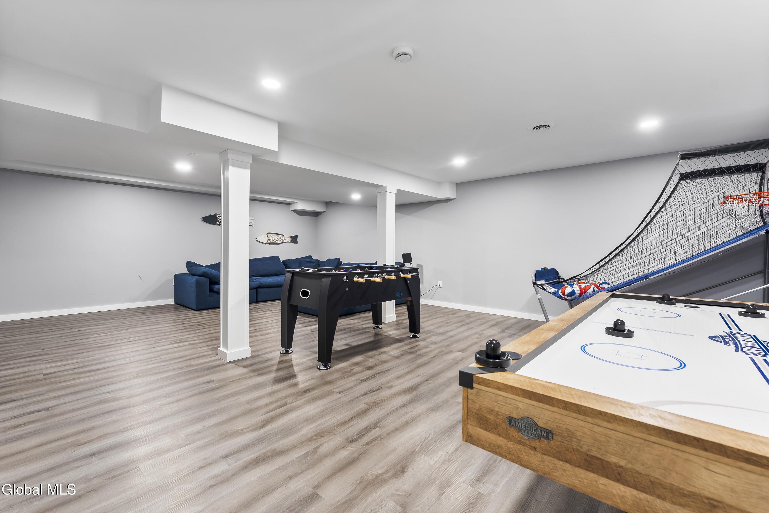 26 Shallow Beach Road