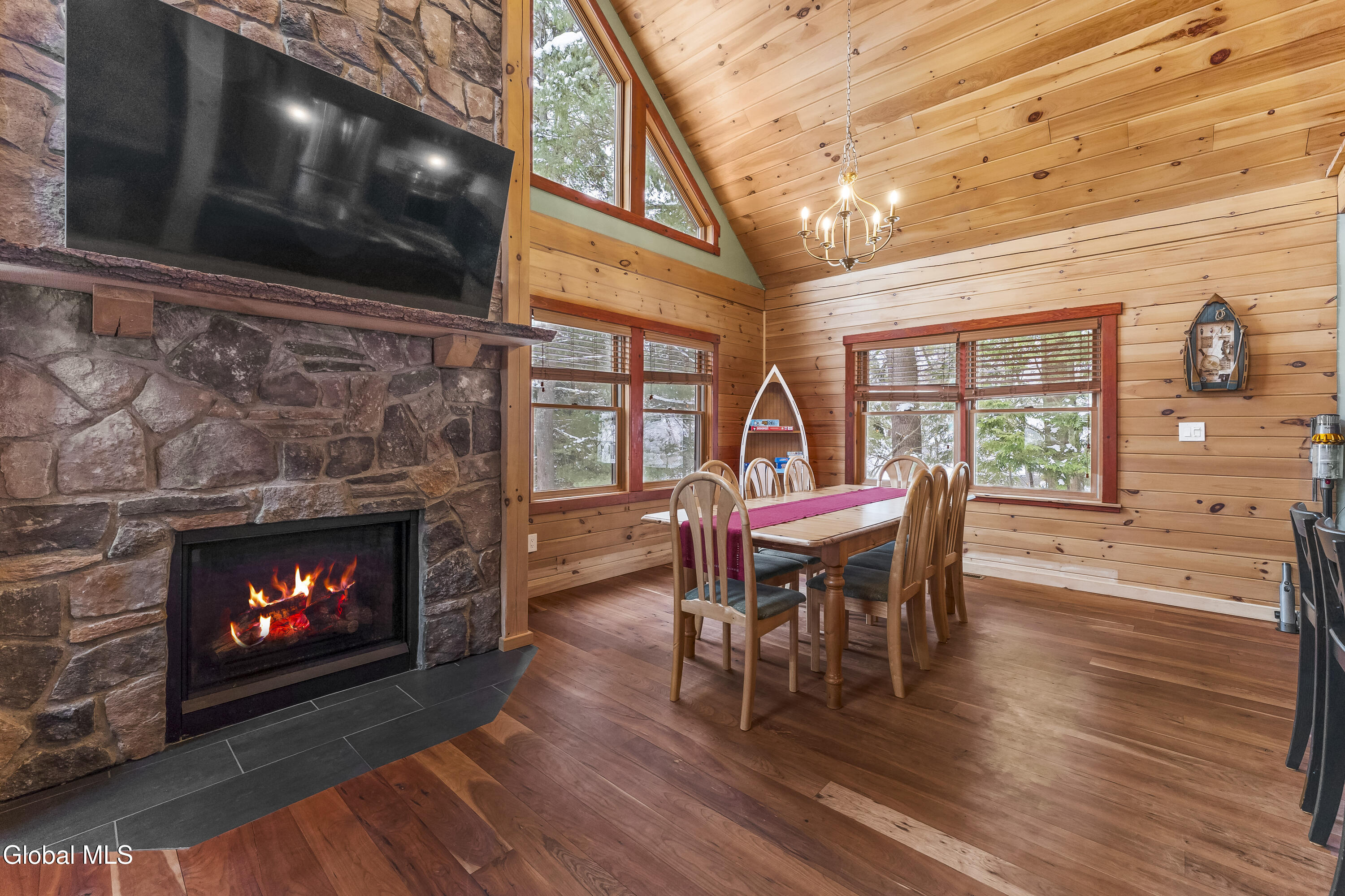 26 Shallow Beach Road
