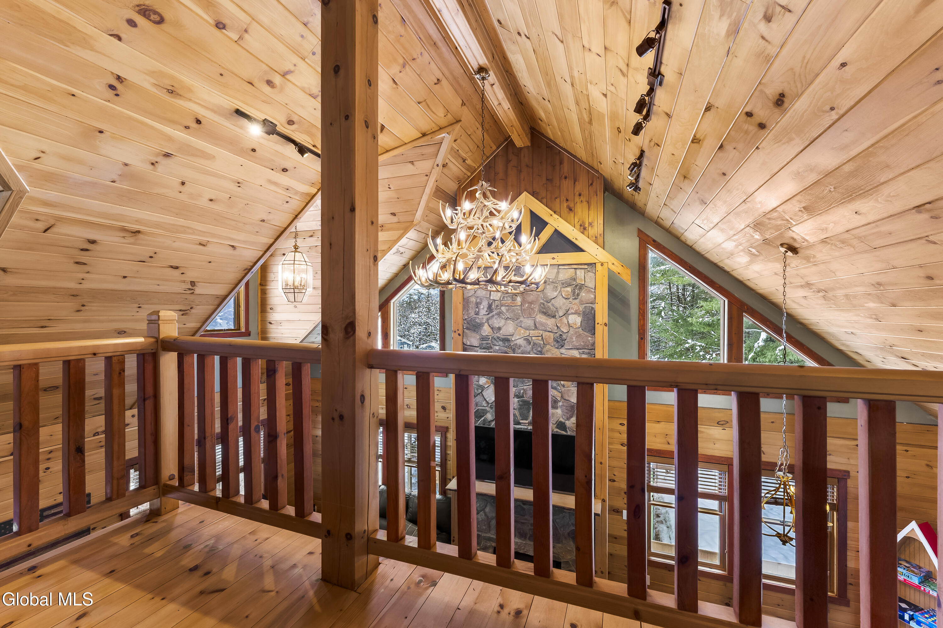 26 Shallow Beach Road