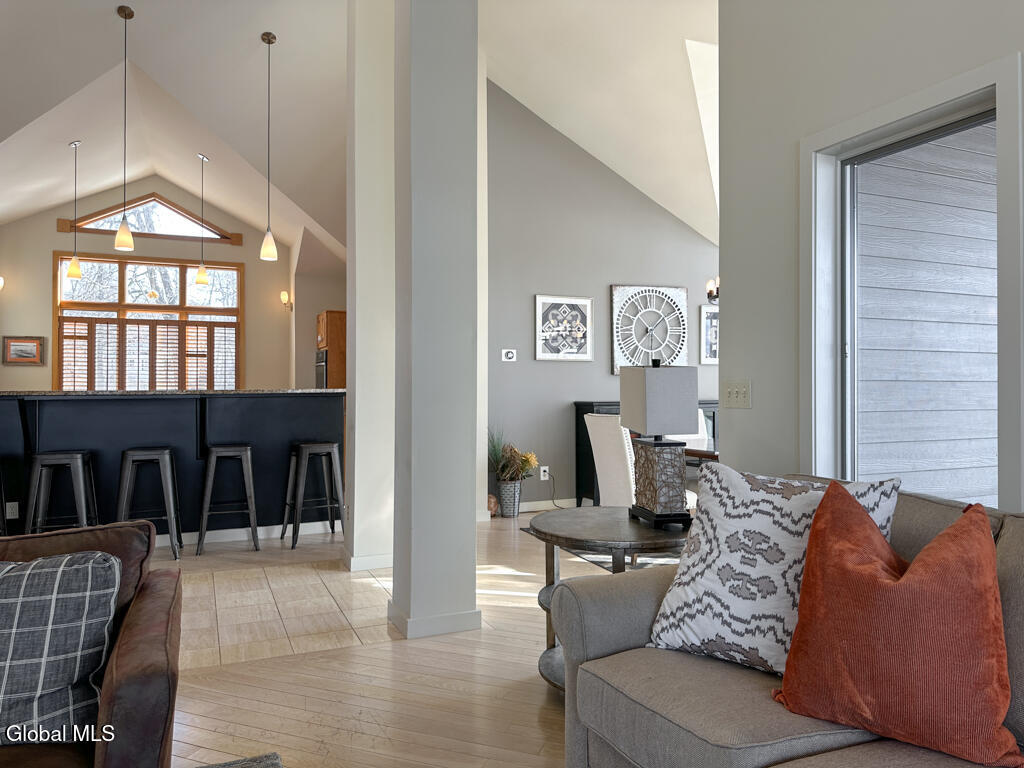 3 Heron Hollow Road