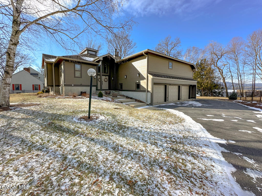 3 Heron Hollow Road