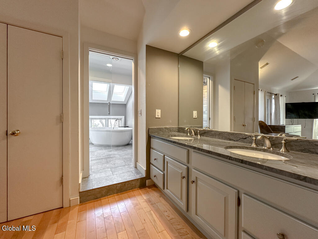 3 Heron Hollow Road