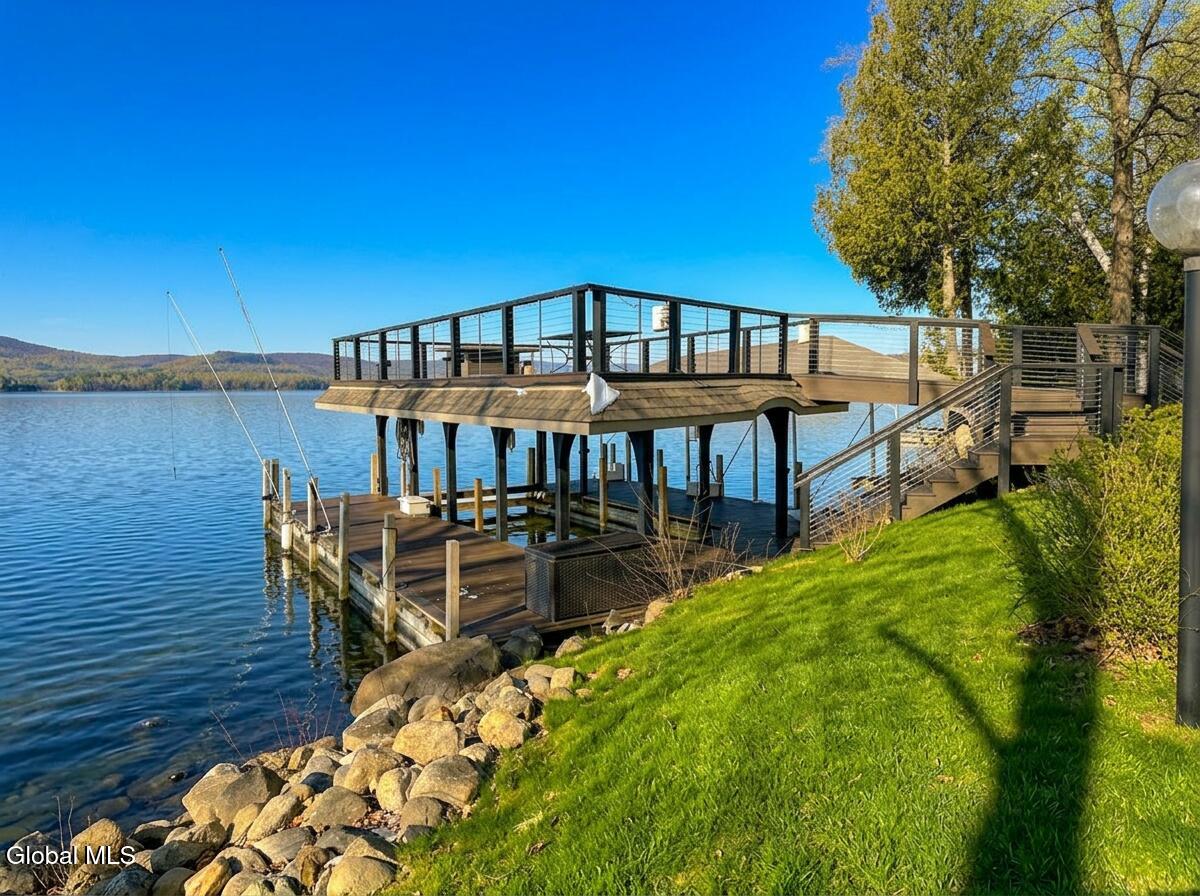 3 Heron Hollow Road