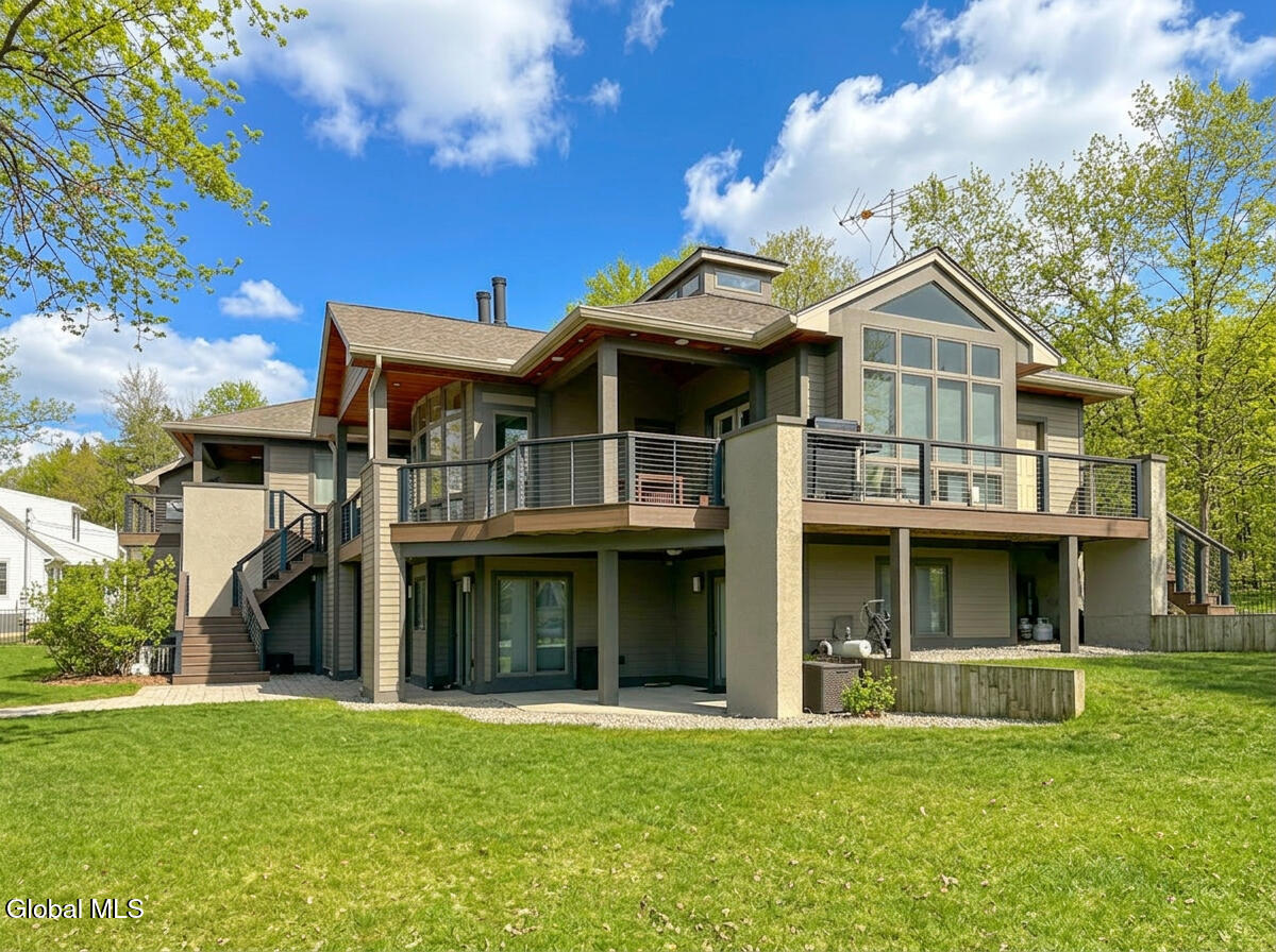 3 Heron Hollow Road