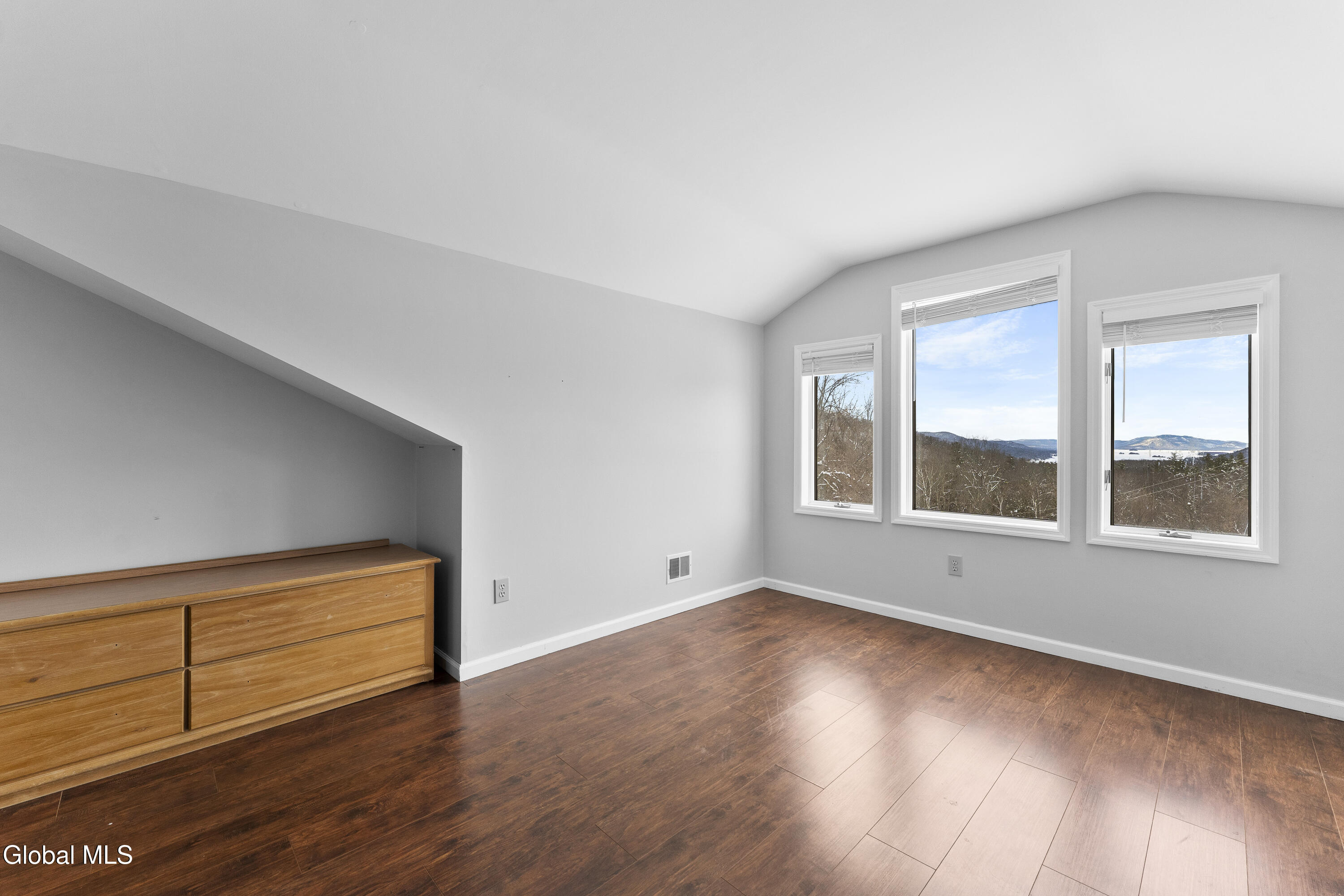 78 Konci Terrace