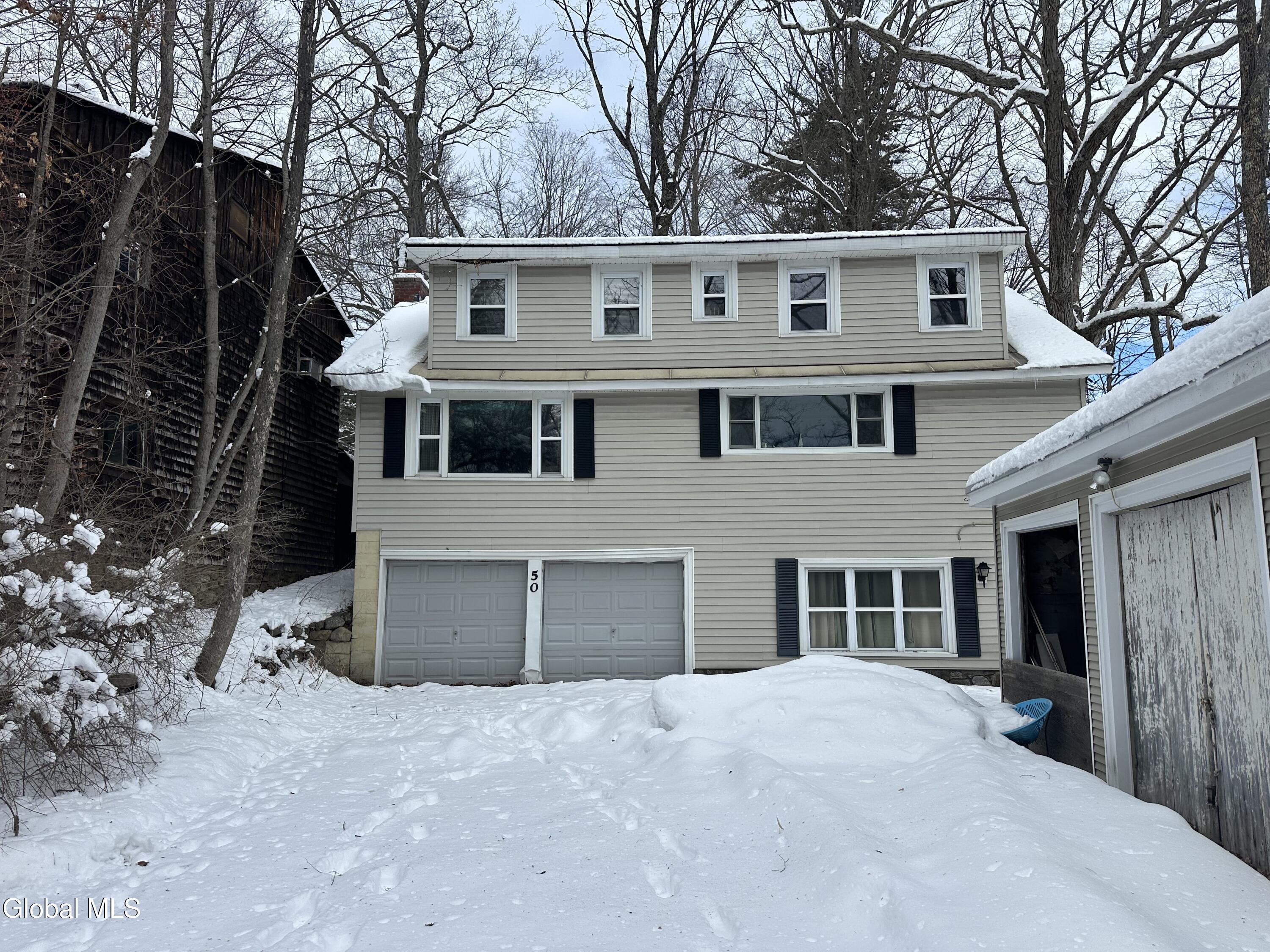 48-50 Horicon Avenue
