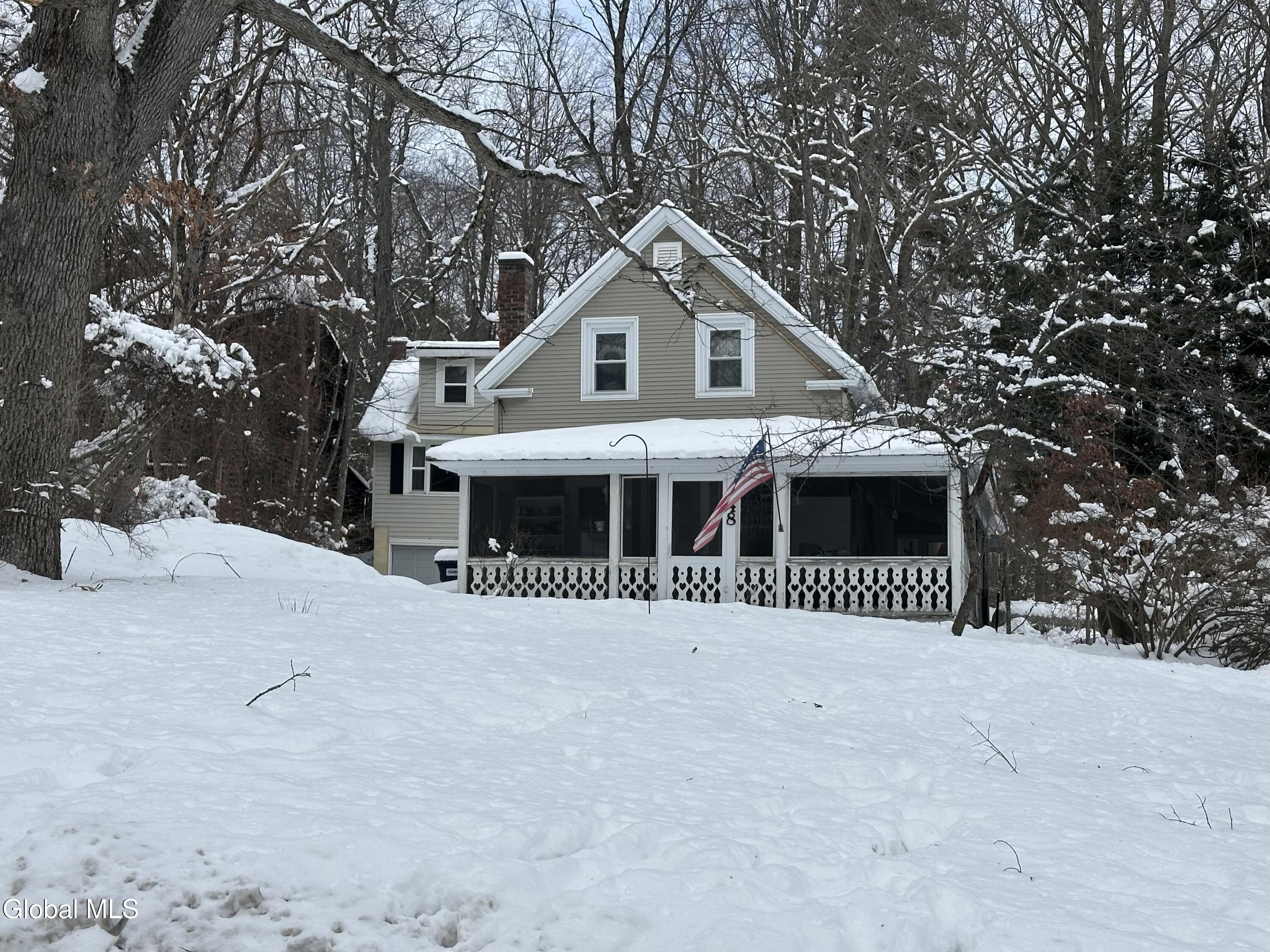 48-50 Horicon Avenue