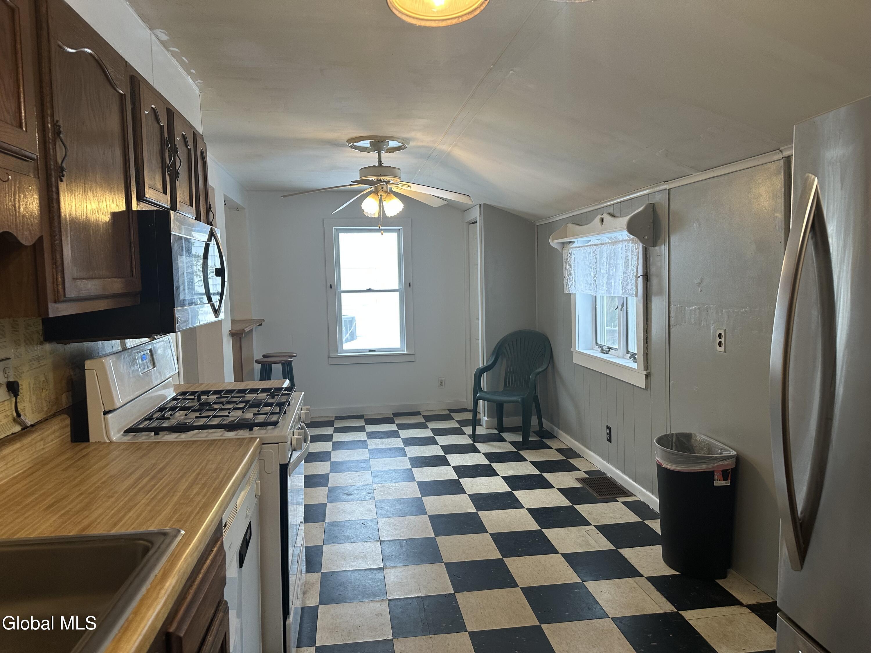 8 Sarella Street