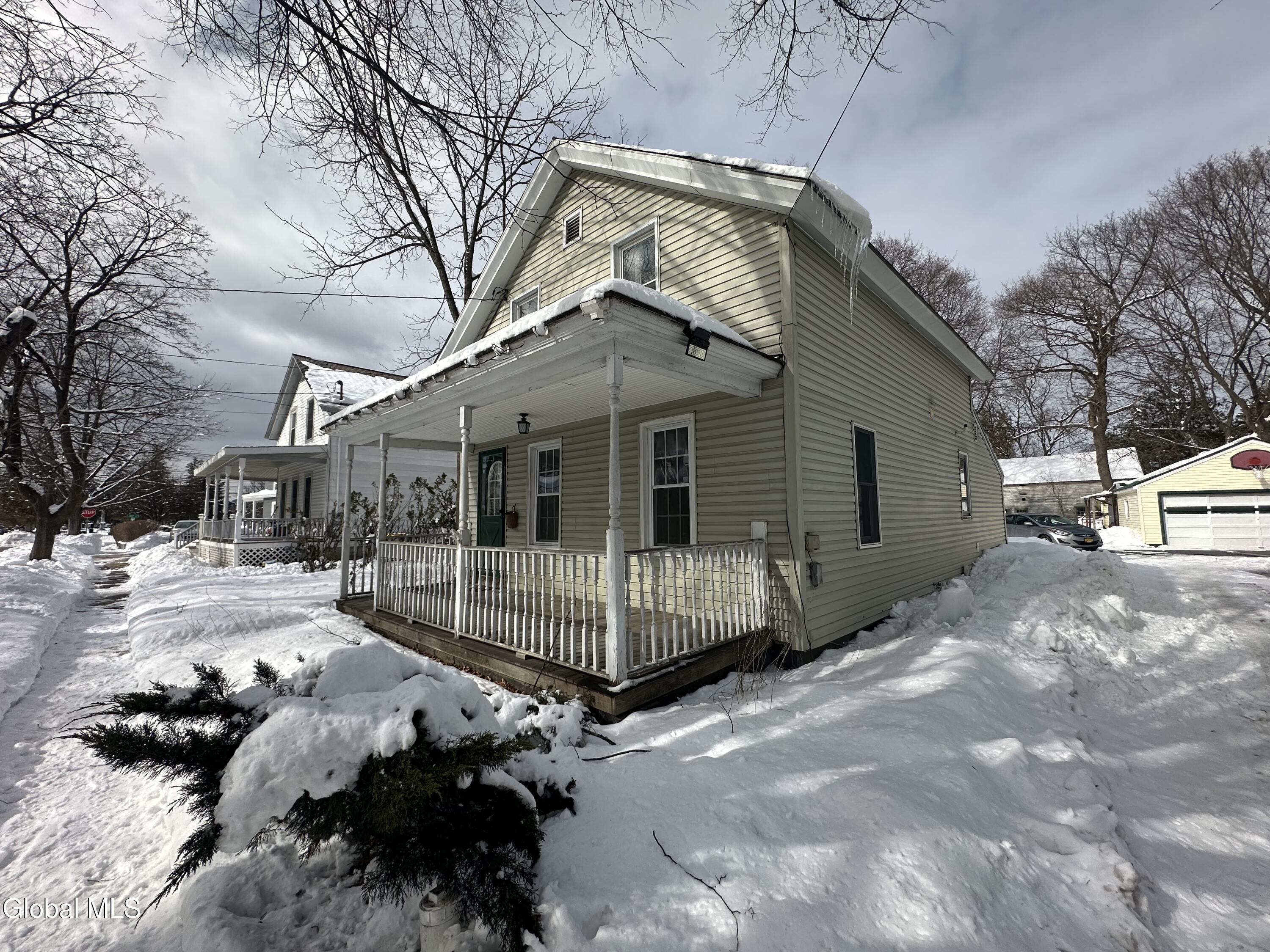 8 Sarella Street