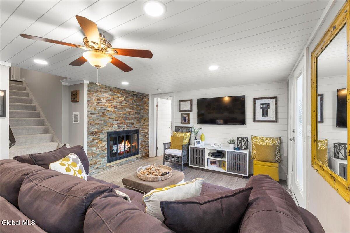 278 Cleverdale Road