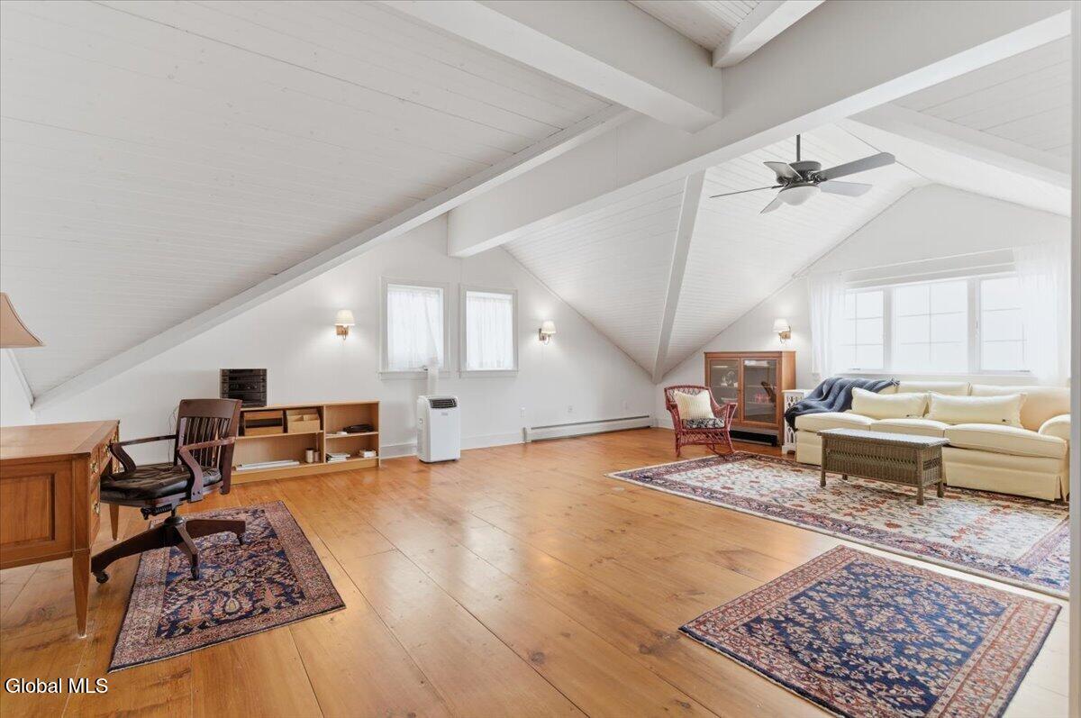 338 Cleverdale Road