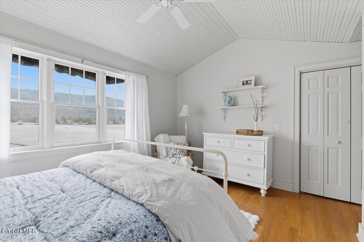 338 Cleverdale Road