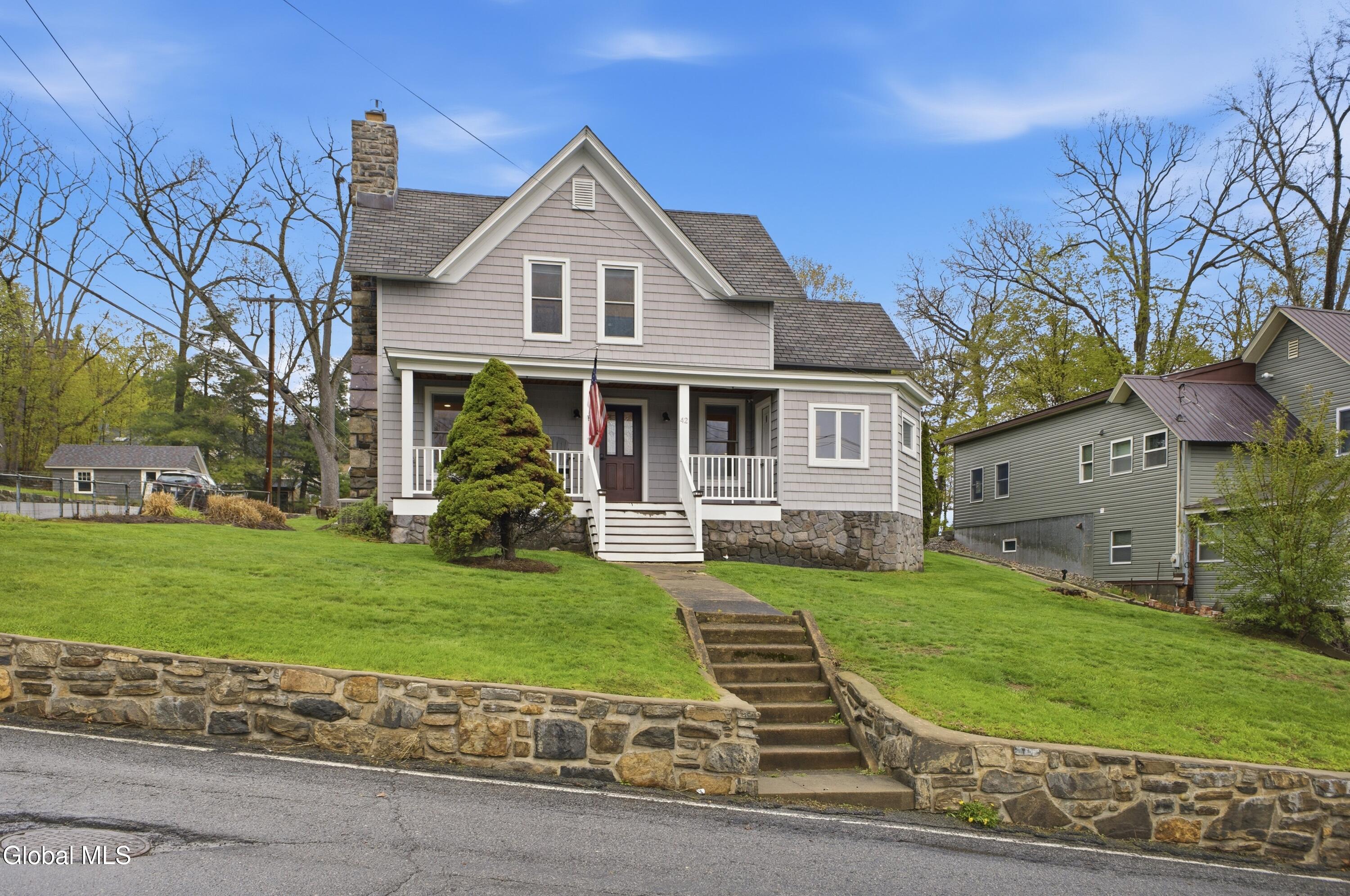 42 Horicon Avenue
