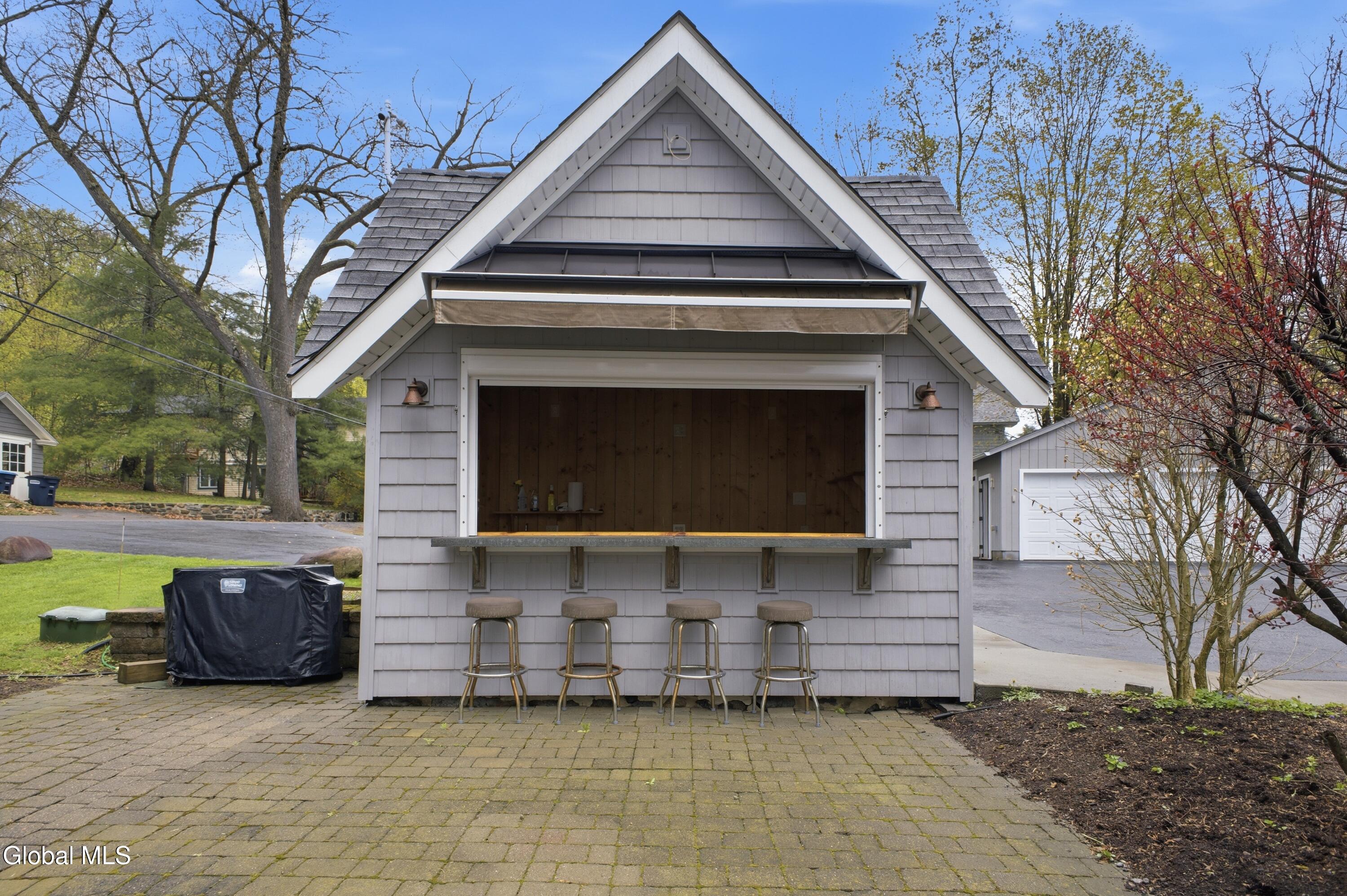 42 Horicon Avenue