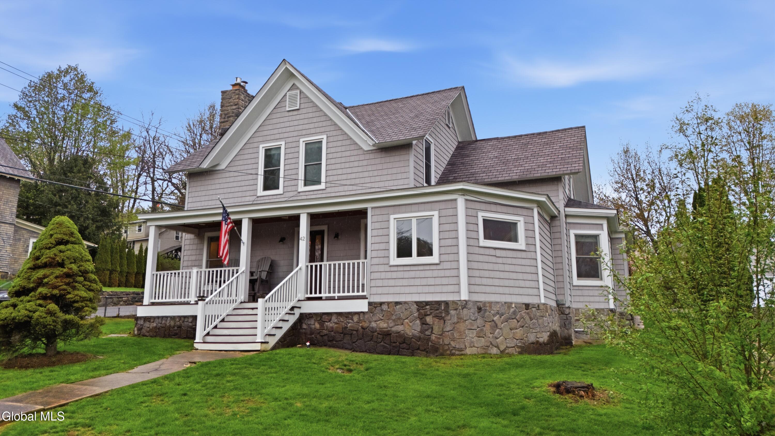 42 Horicon Avenue