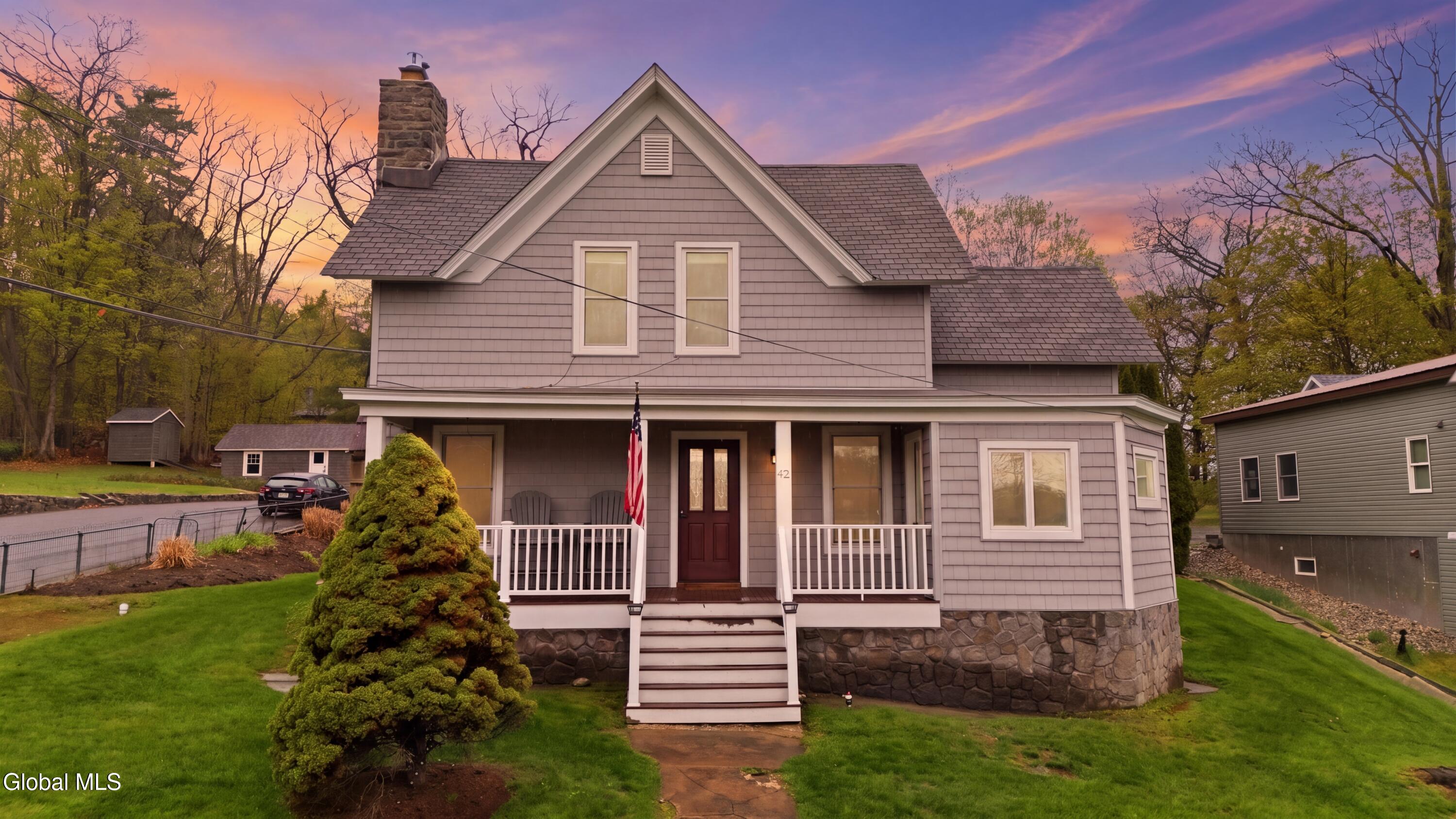 42 Horicon Avenue