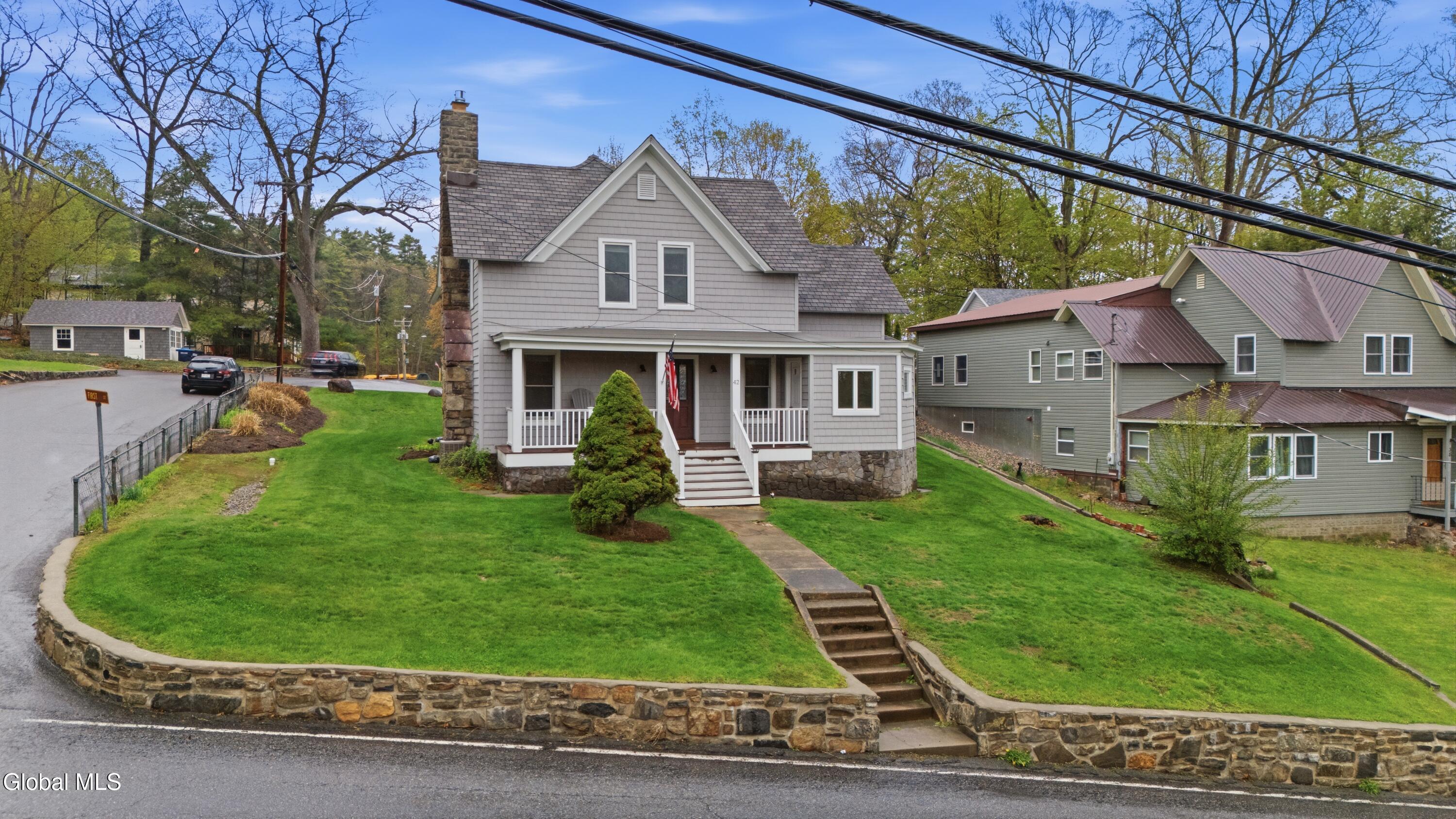 42 Horicon Avenue