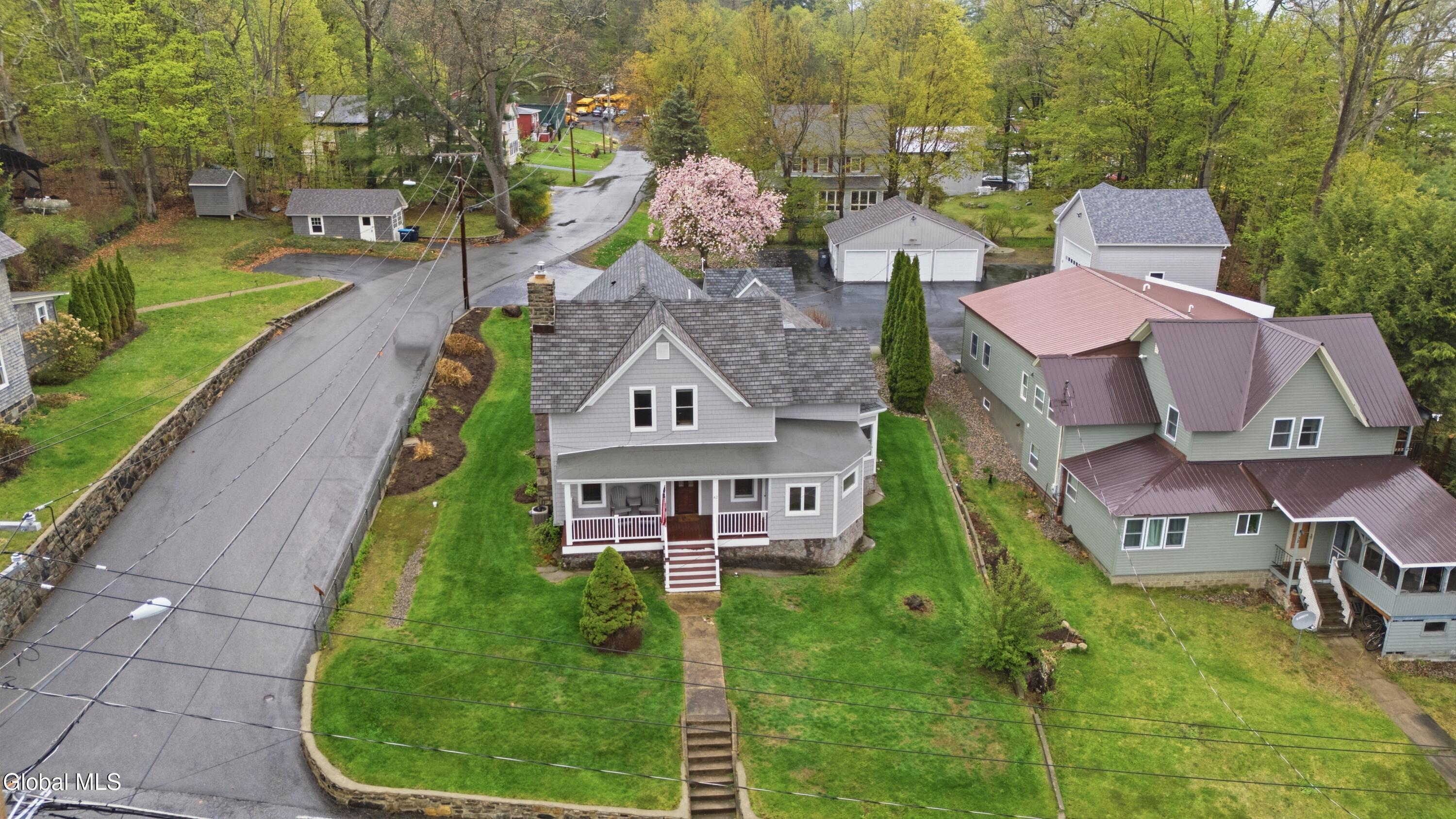 42 Horicon Avenue