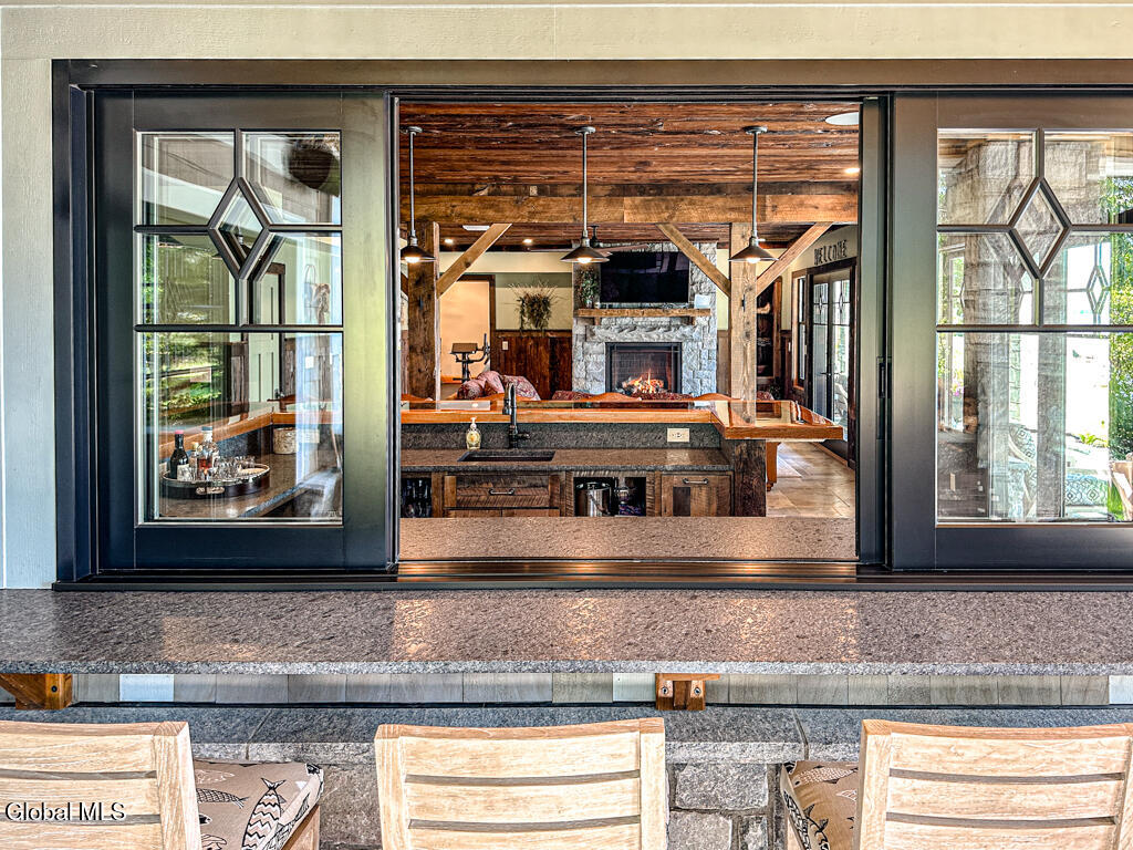3236 Lake Shore Drive