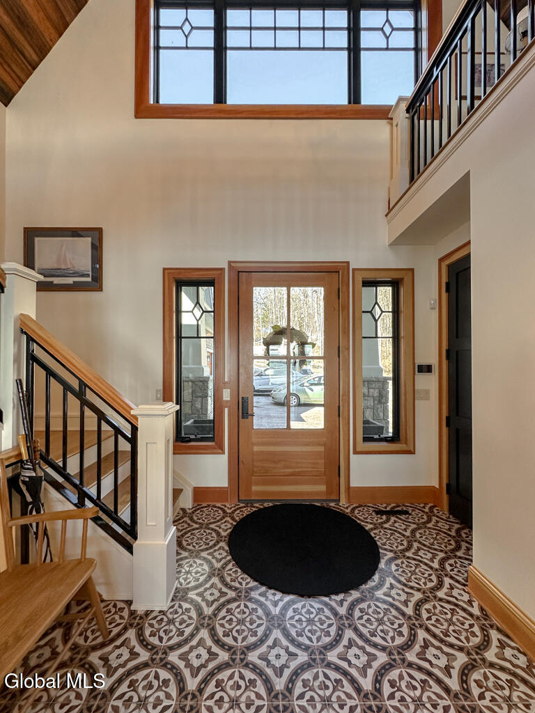 3236 Lake Shore Drive
