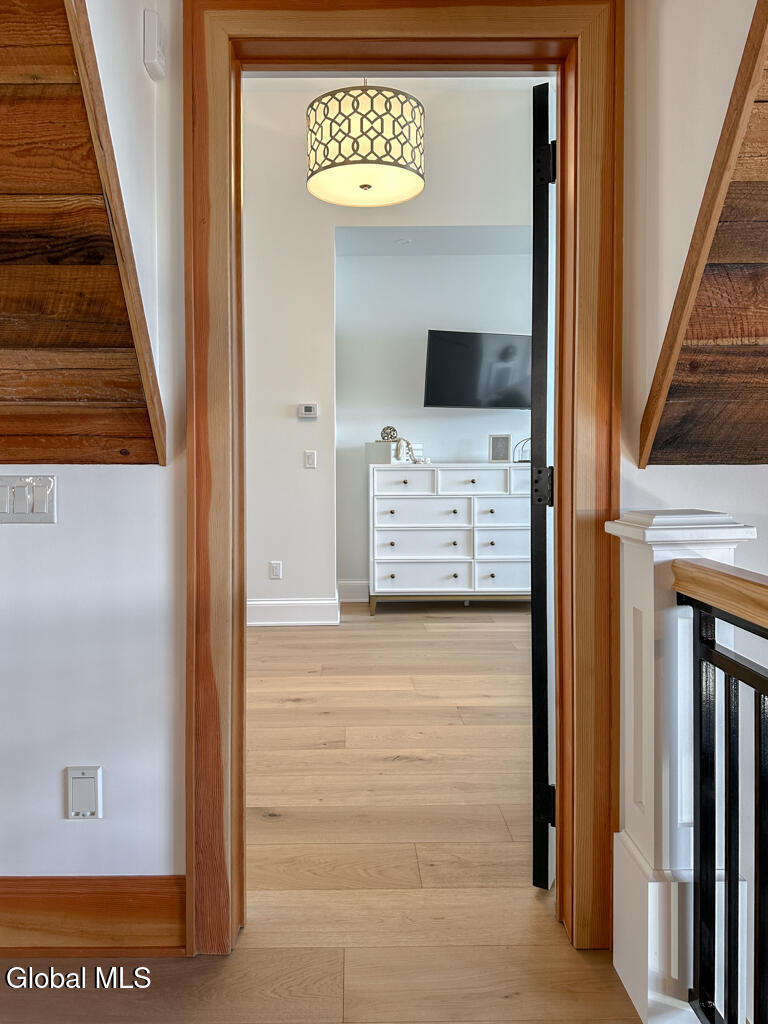 3236 Lake Shore Drive