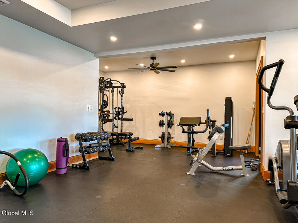 3236 Lake Shore Drive
