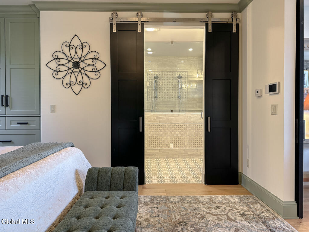 3236 Lake Shore Drive