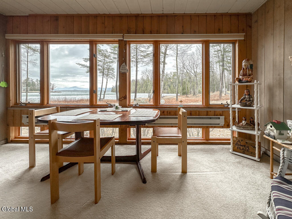 3562 Lake Shore Drive, 35
